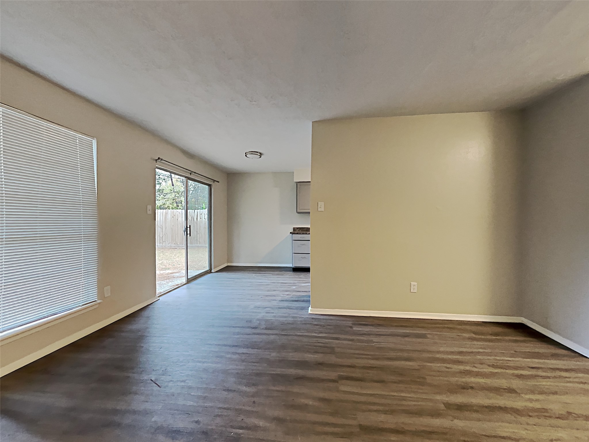 1321 N 7th Street Property Photo 4