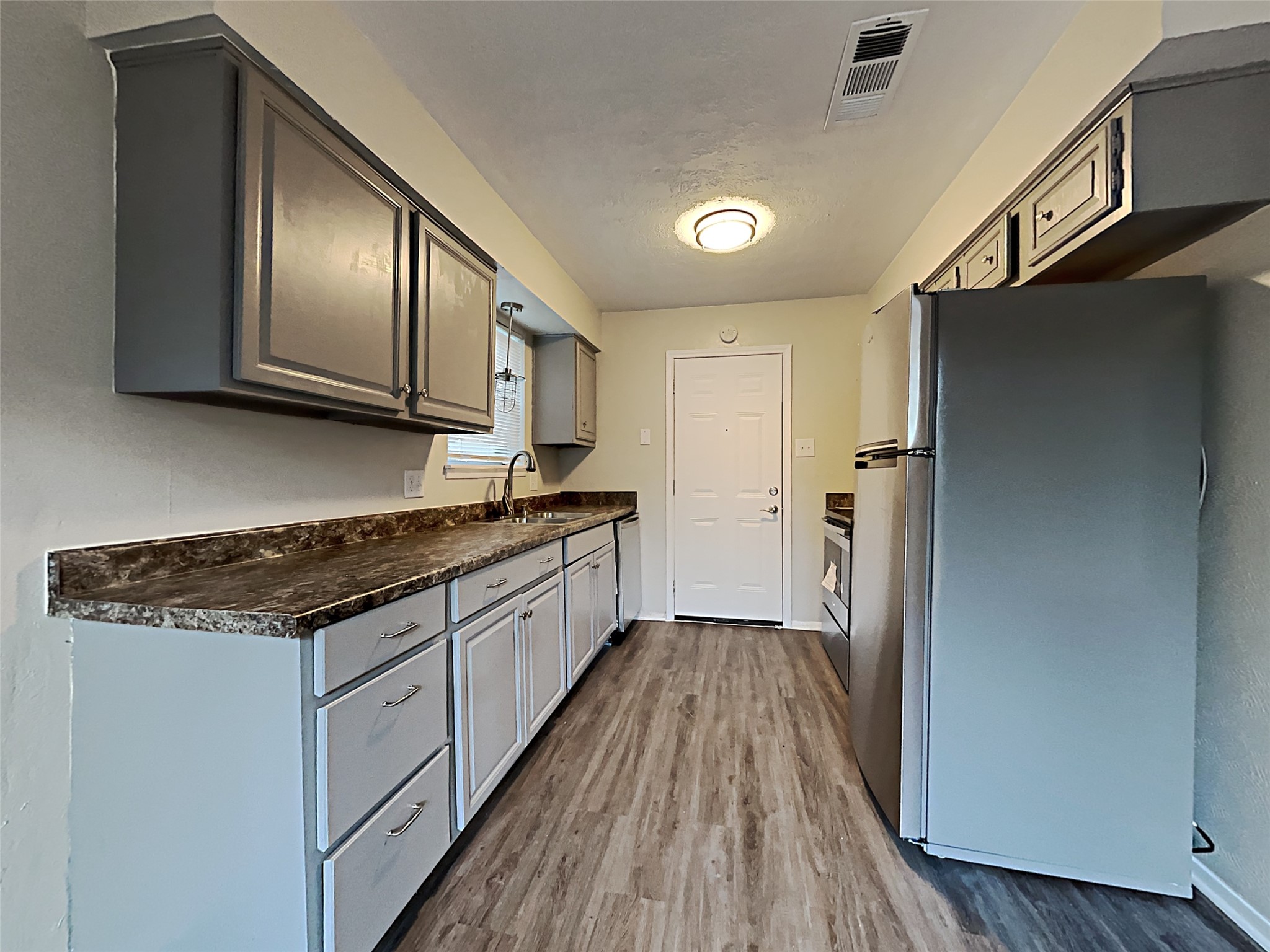 1321 N 7th Street Property Photo 5