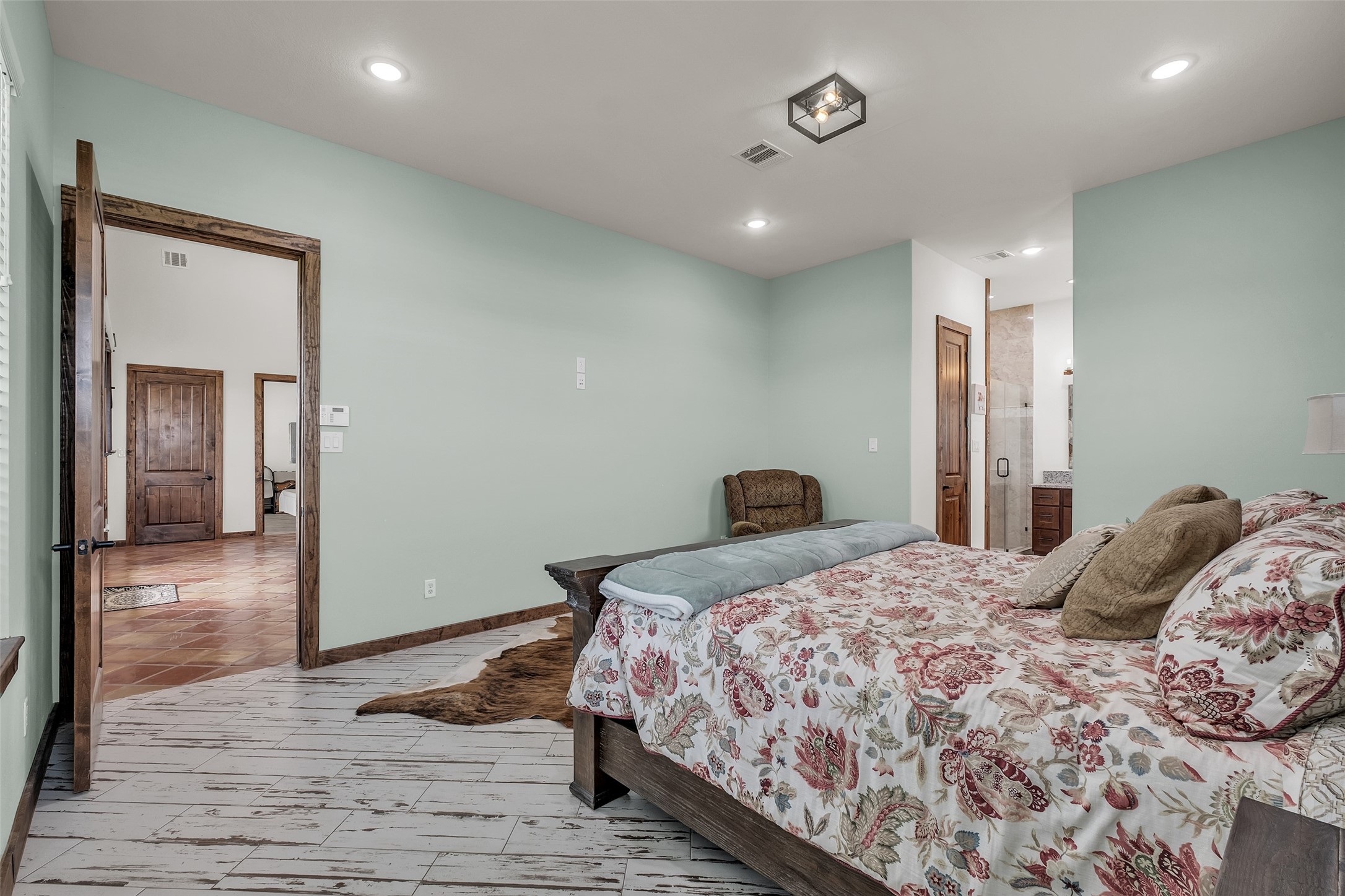 1048 11th Street Property Photo 23