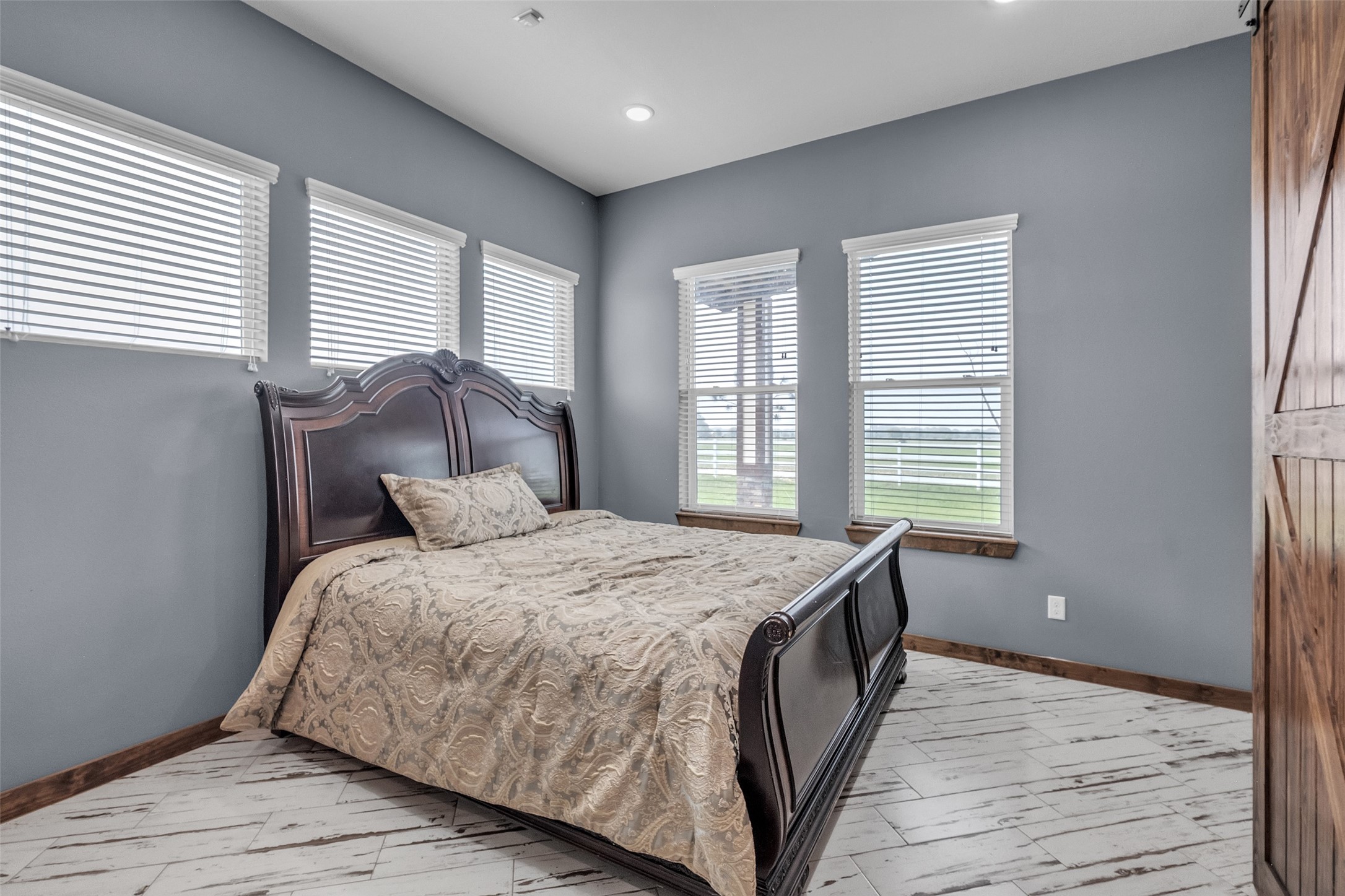 1048 11th Street Property Photo 26