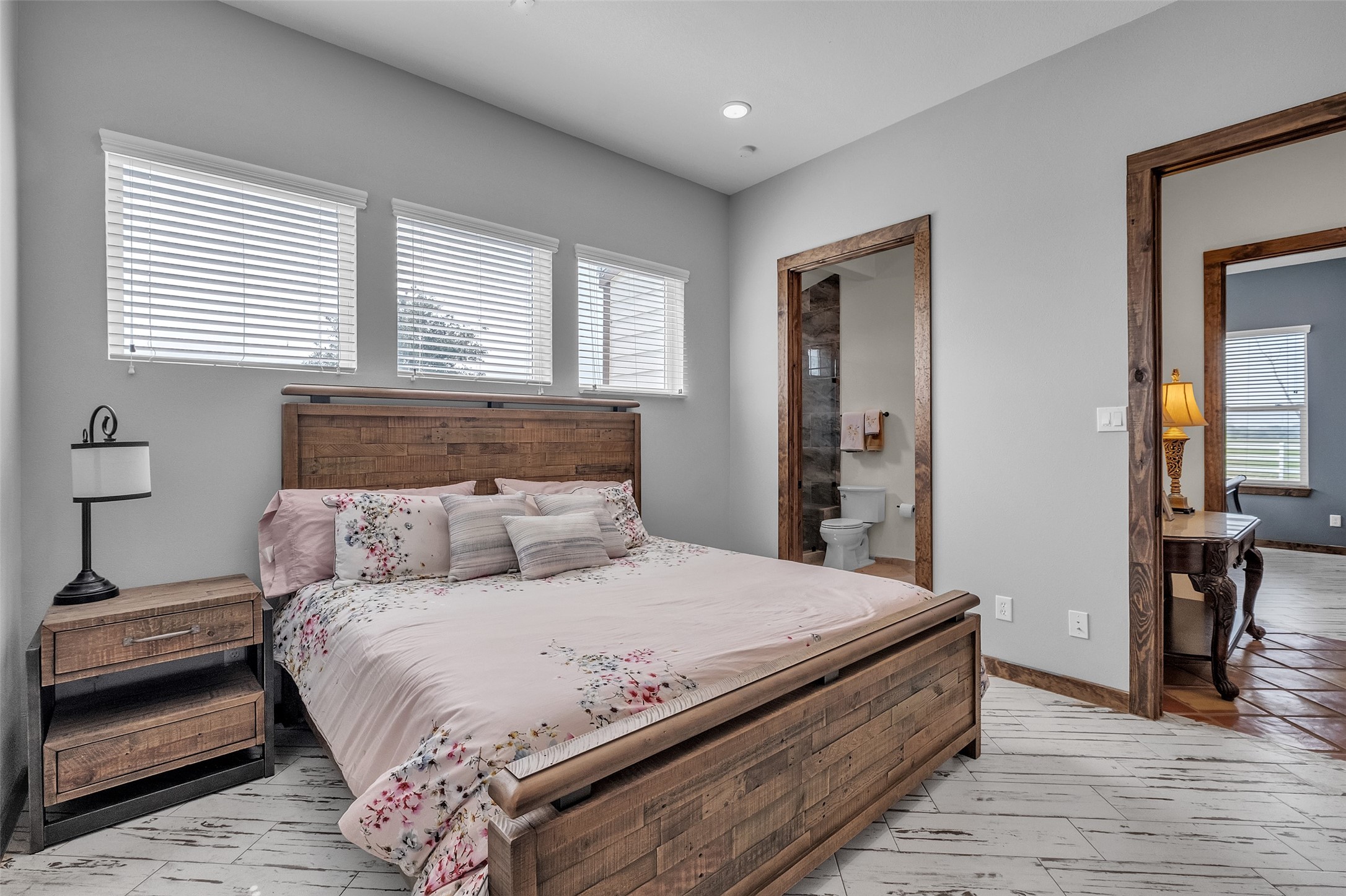 1048 11th Street Property Photo 31
