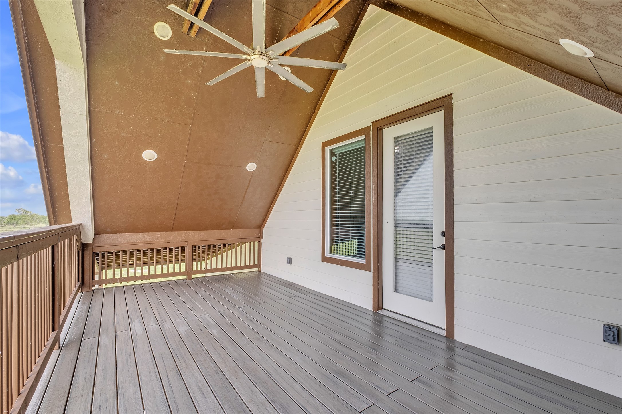 1048 11th Street Property Photo 38
