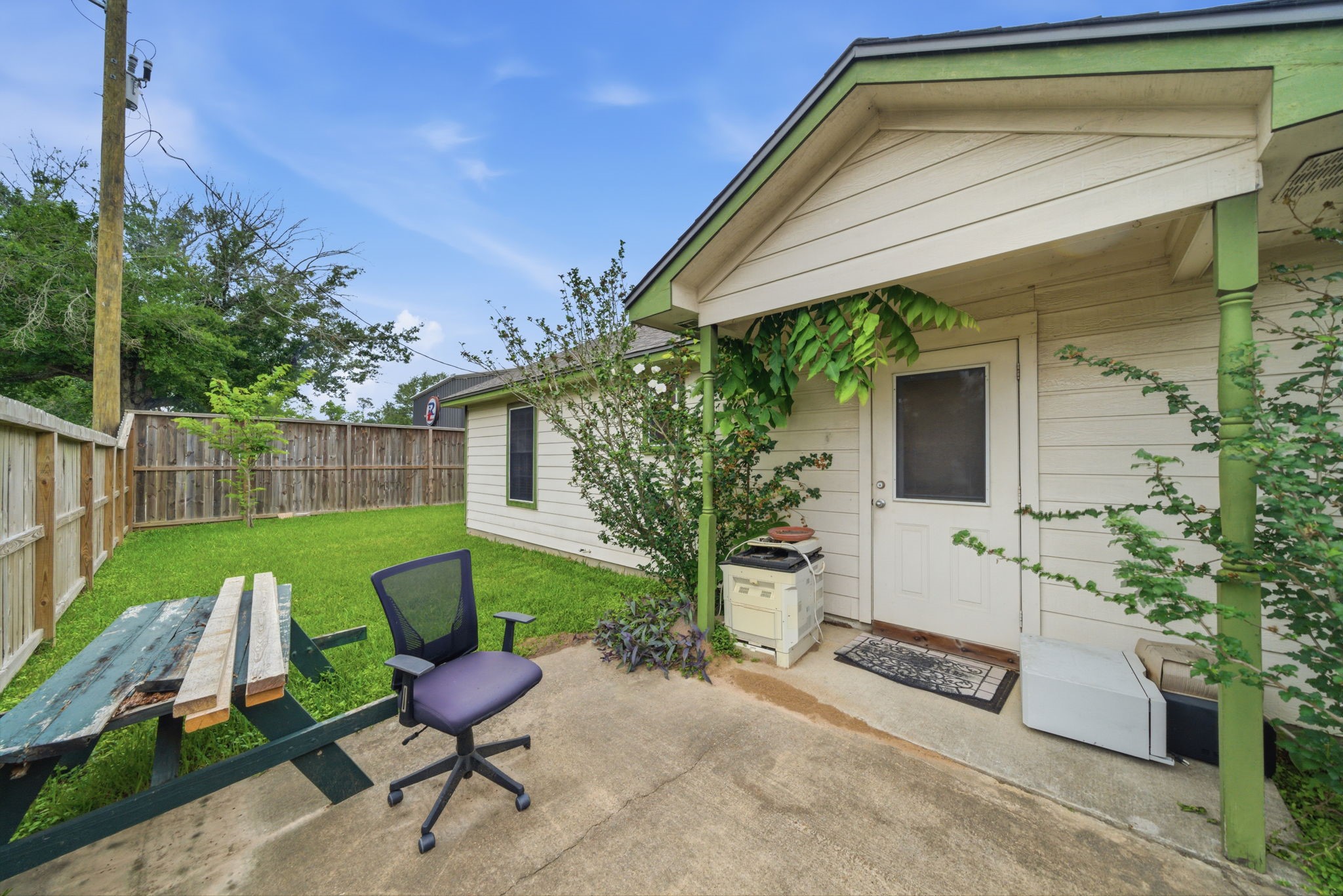 305 Peach Street Property Photo 17