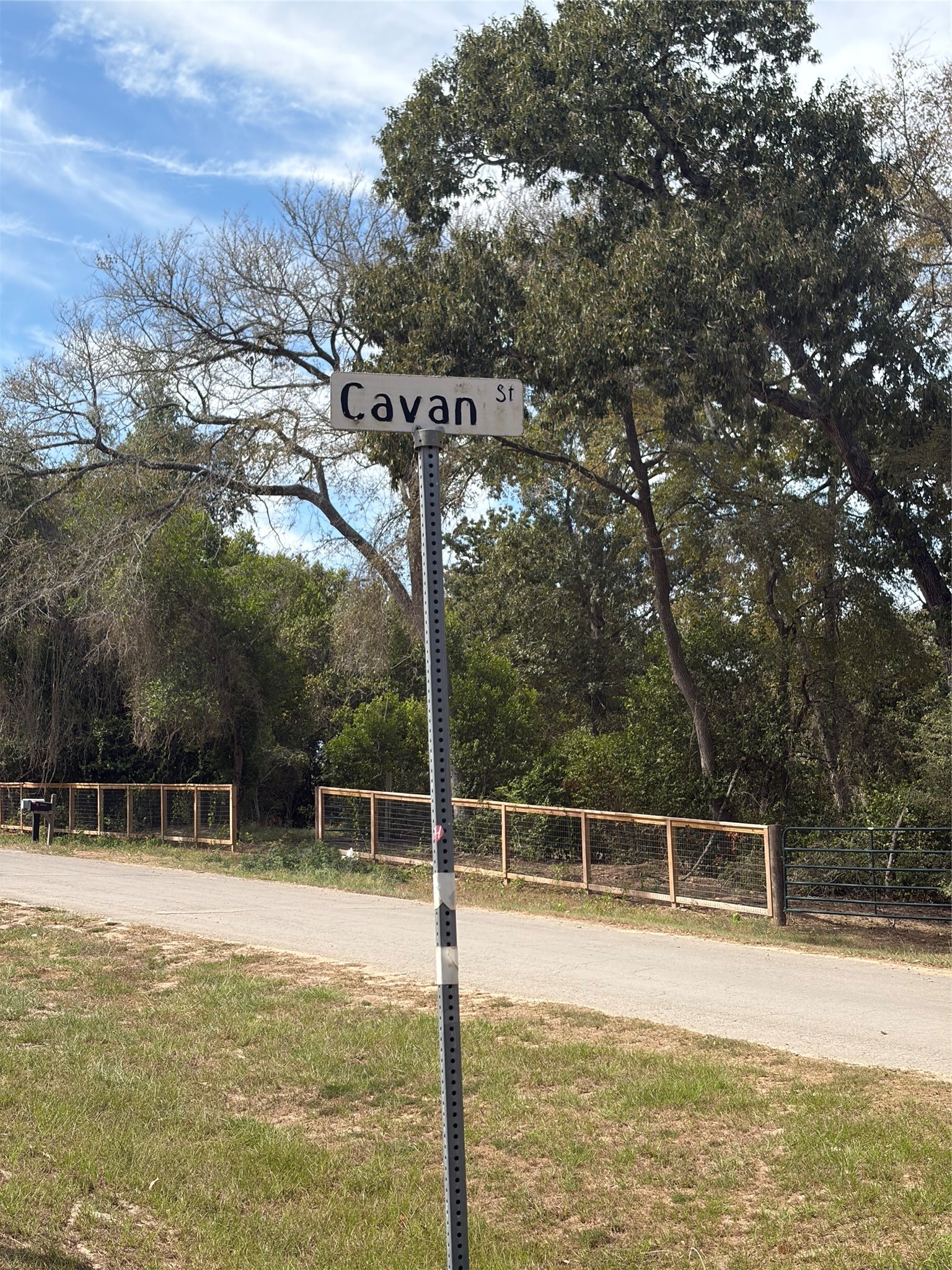 24683 Cavan Property Photo 2