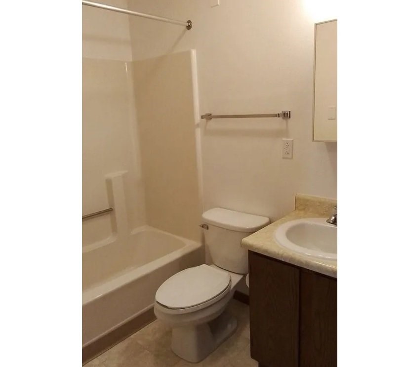505 E 4th Street Property Photo 10