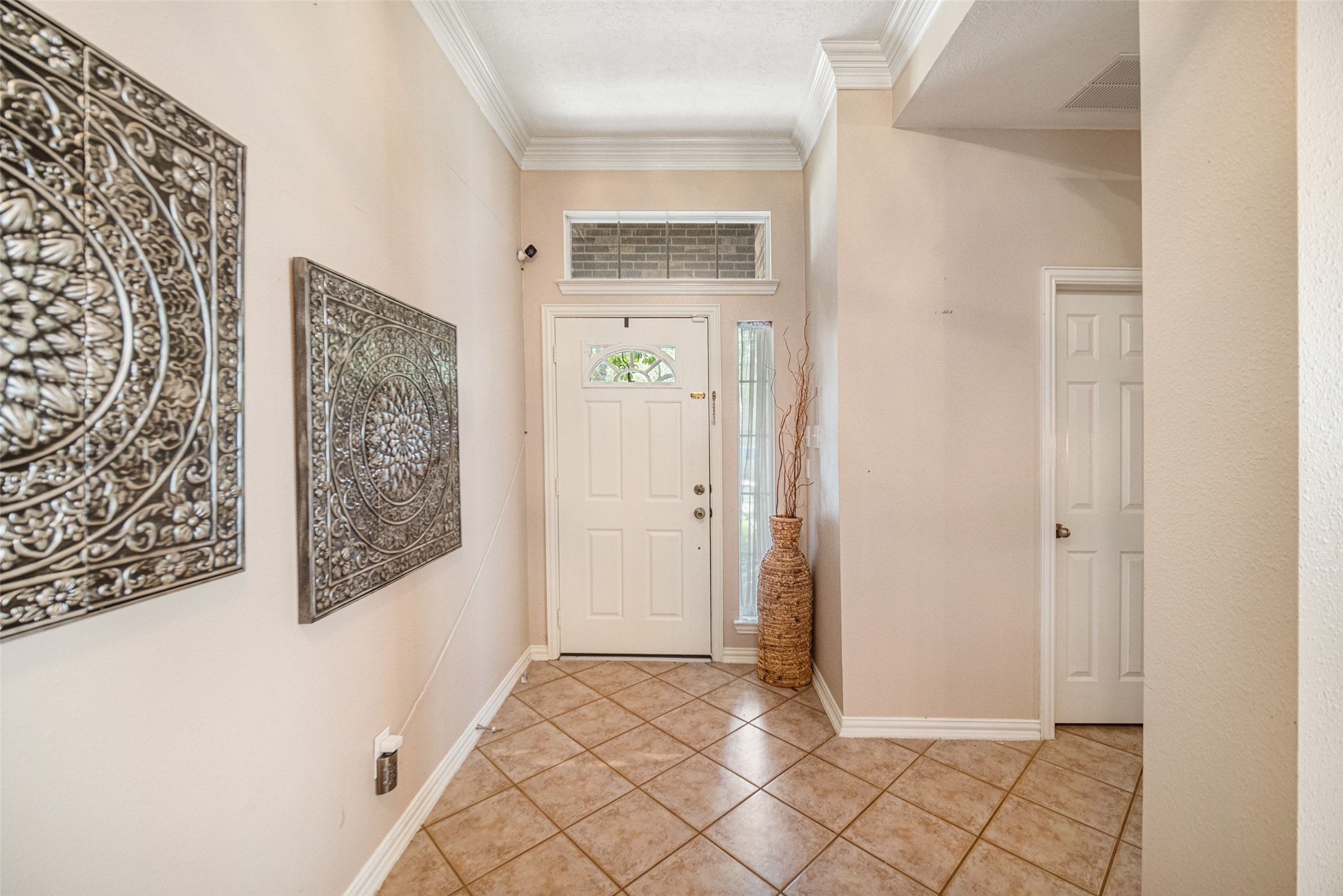 23702 Whispering Wind Property Photo 3
