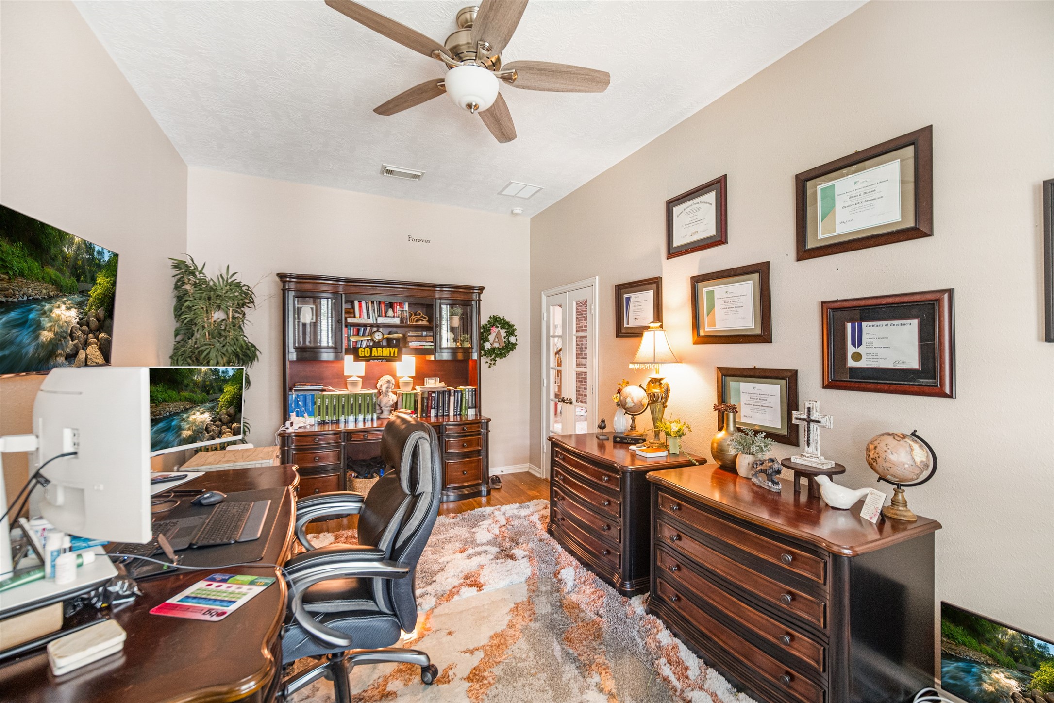 23702 Whispering Wind Property Photo 4