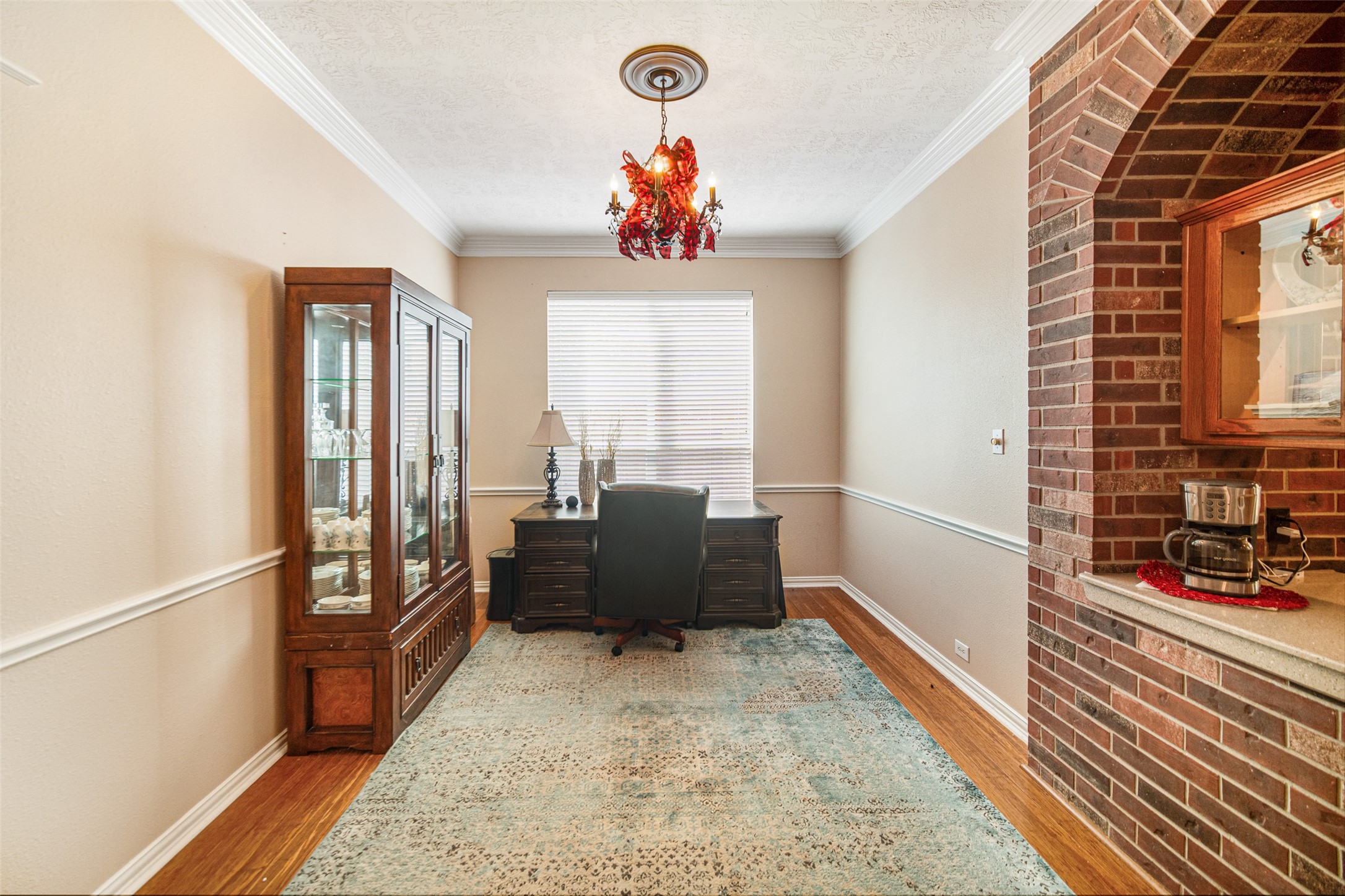23702 Whispering Wind Property Photo 6