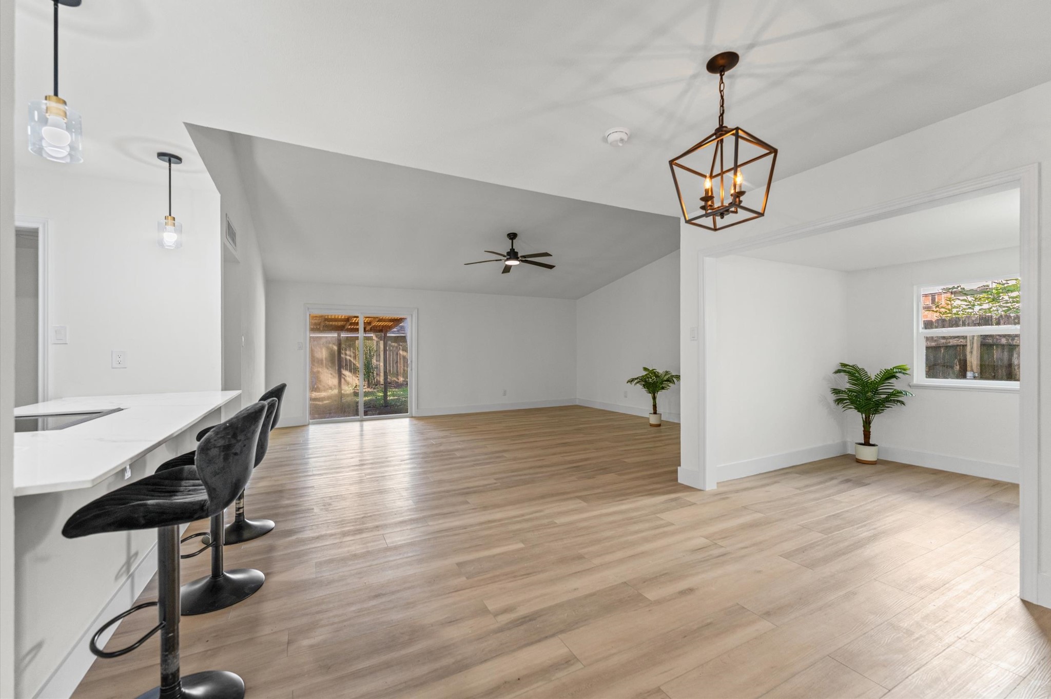 6934 Pickett Drive Property Photo 3