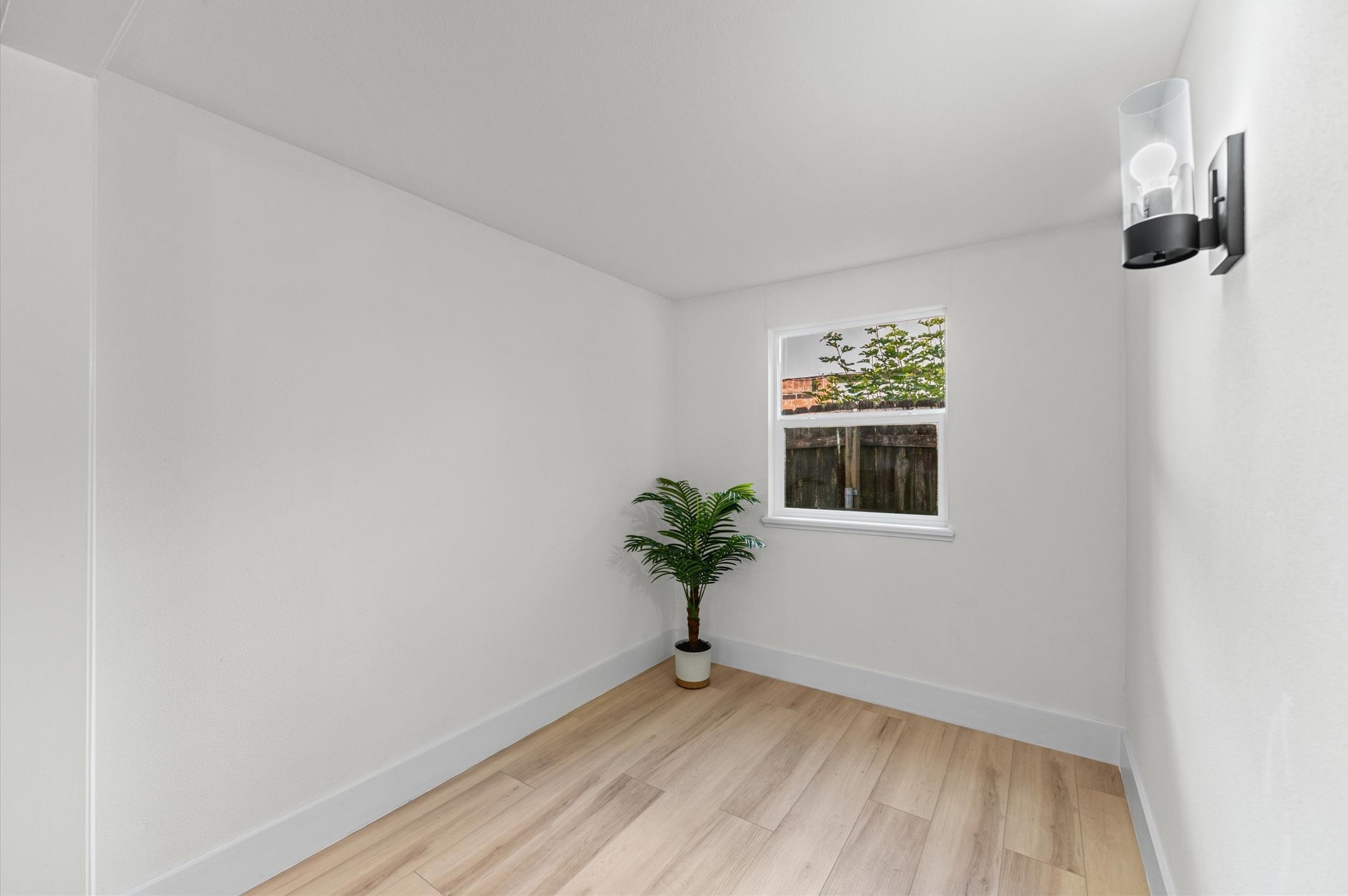 6934 Pickett Drive Property Photo 12