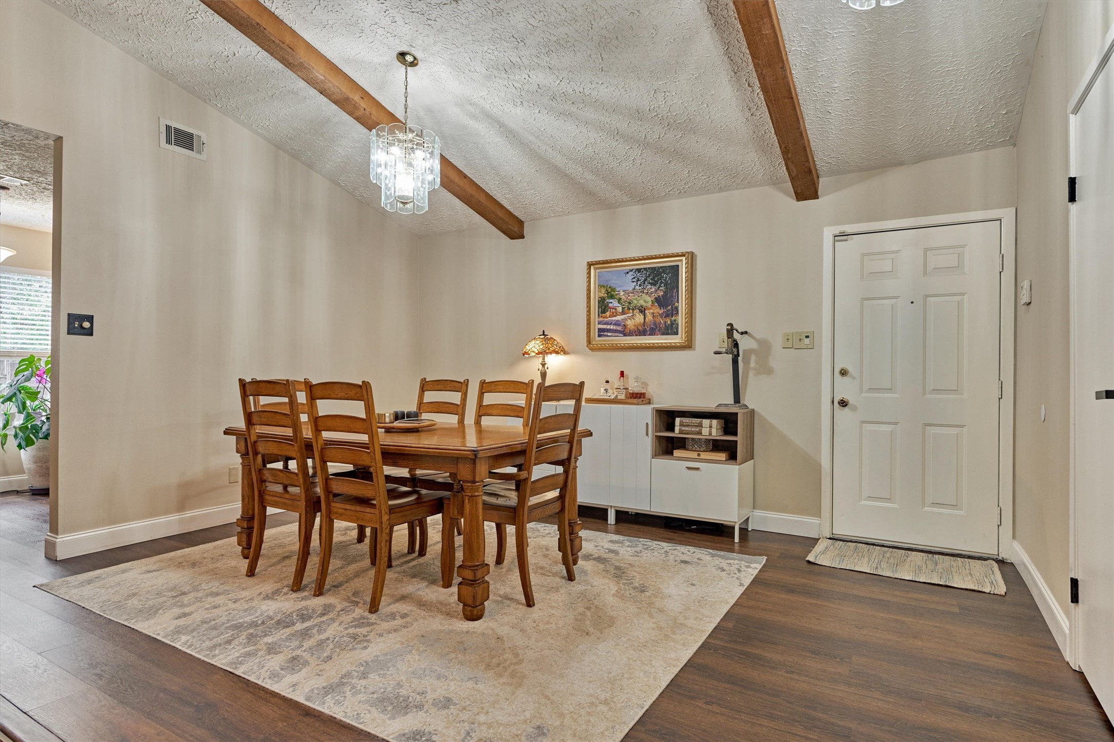 2615 Rosewood Place Property Photo 8