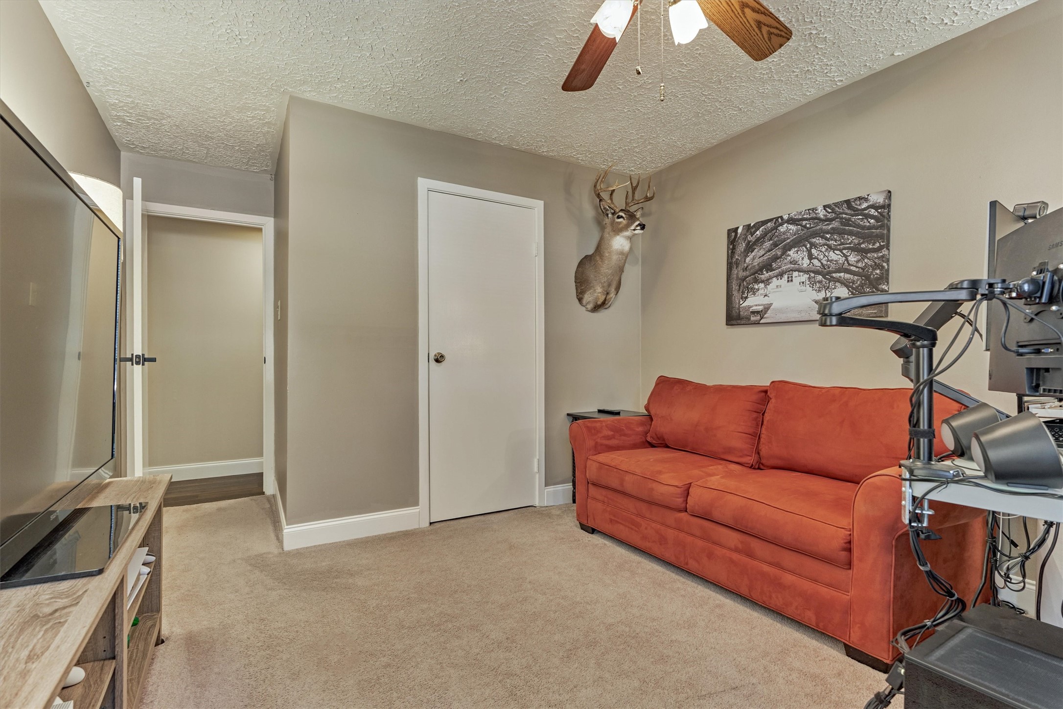 2615 Rosewood Place Property Photo 28