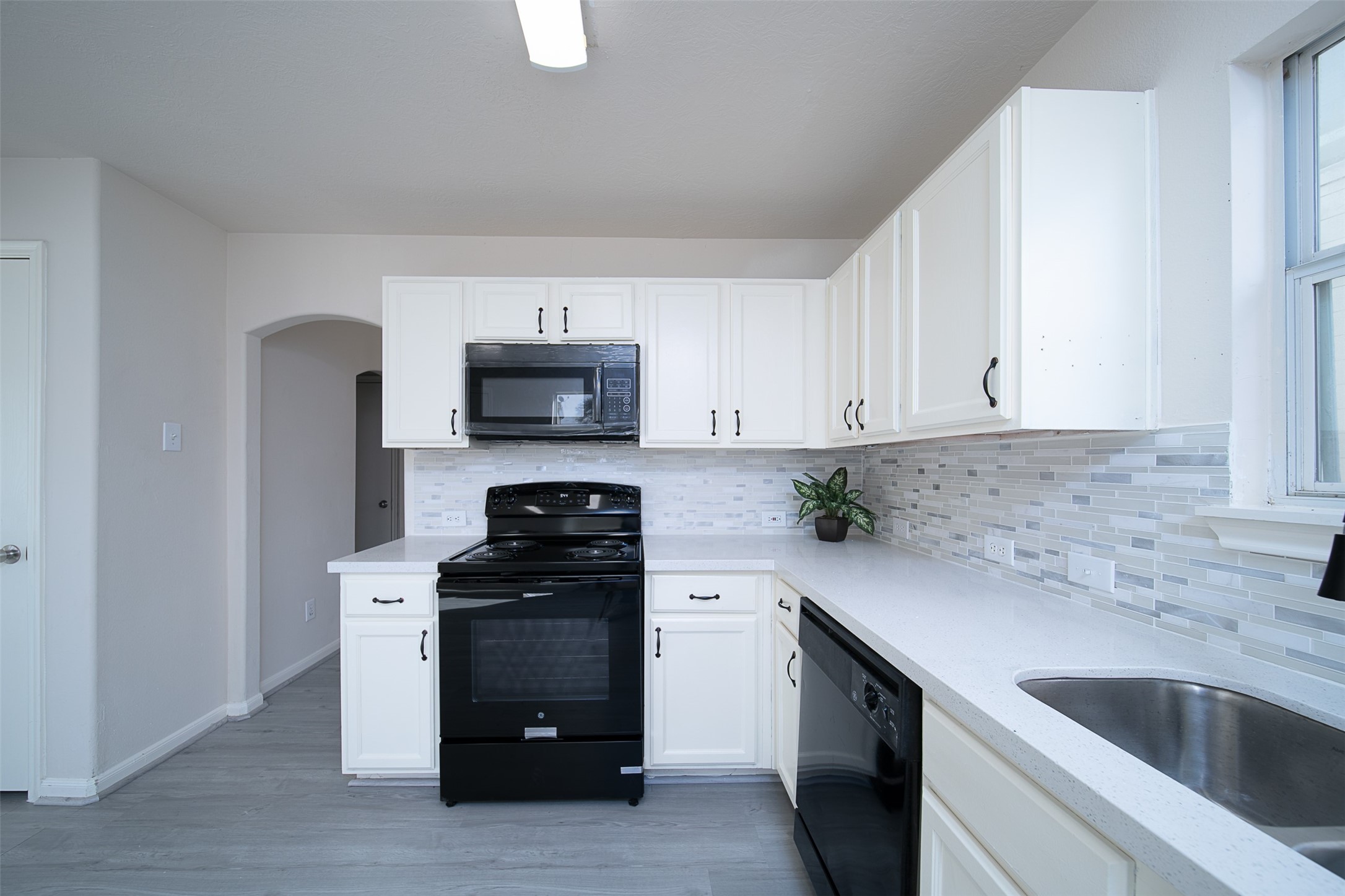 12934 Kingston Point Lane Property Photo 9