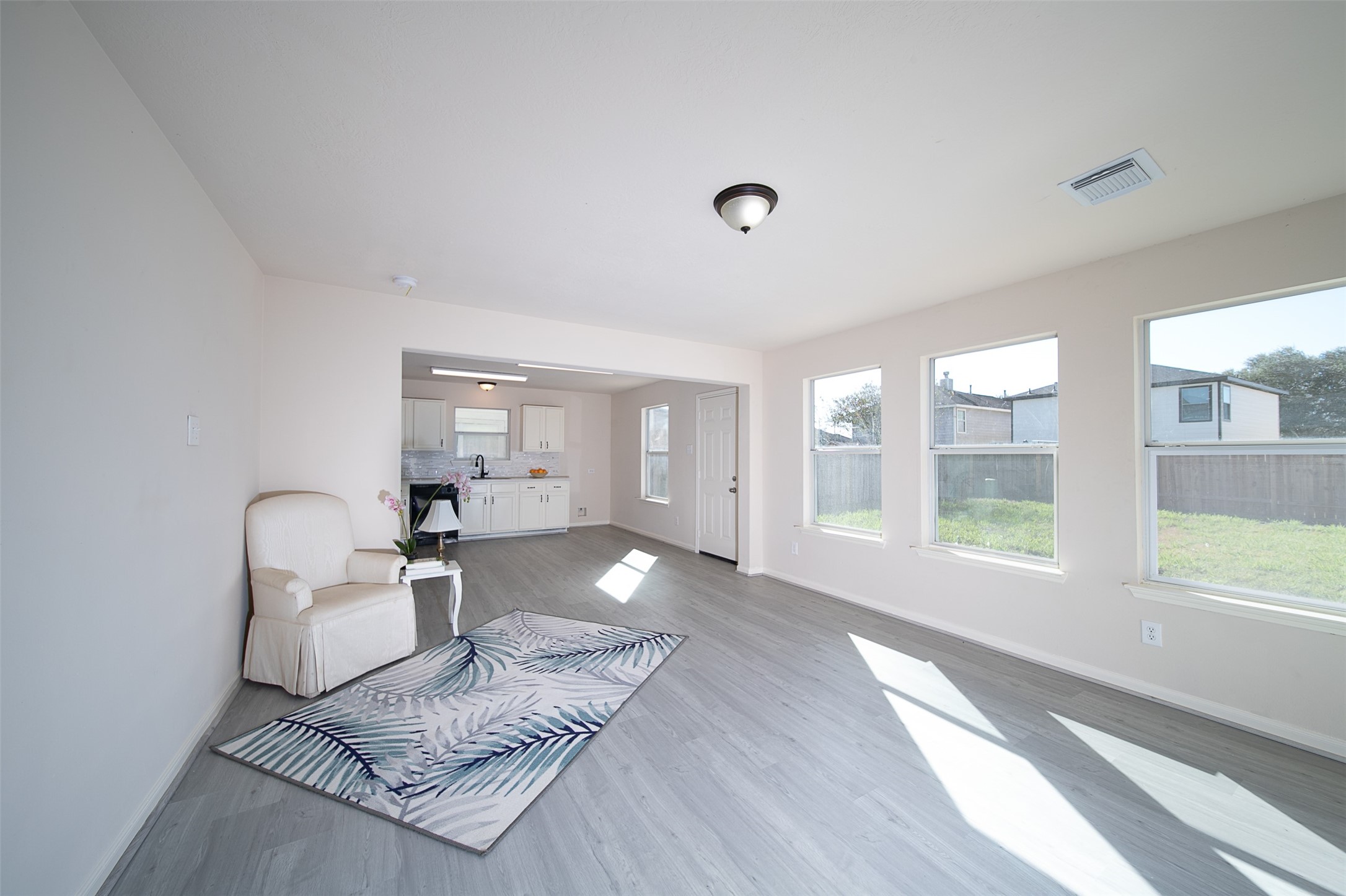 12934 Kingston Point Lane Property Photo 11