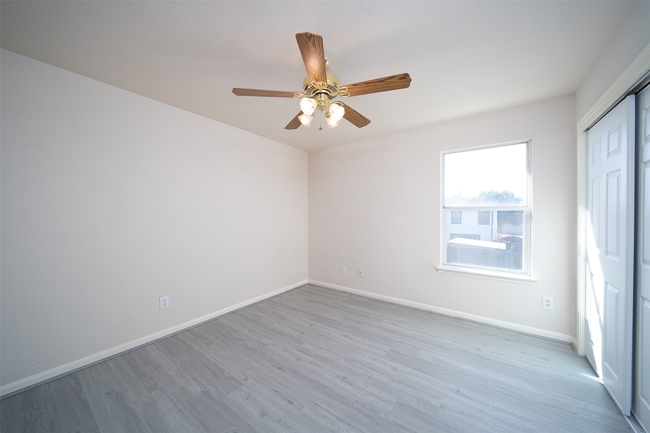 12934 Kingston Point Lane Property Photo 18