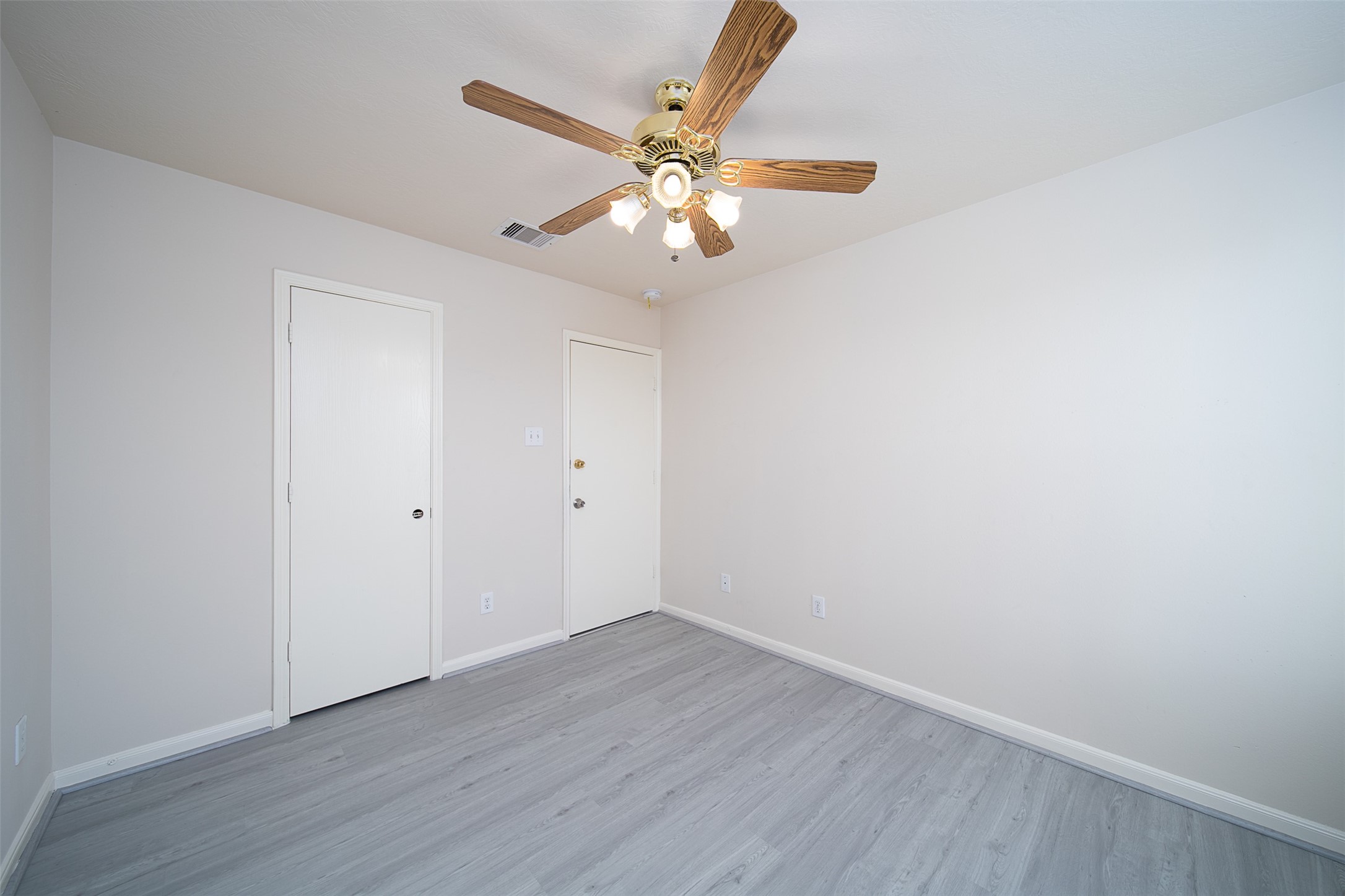12934 Kingston Point Lane Property Photo 23