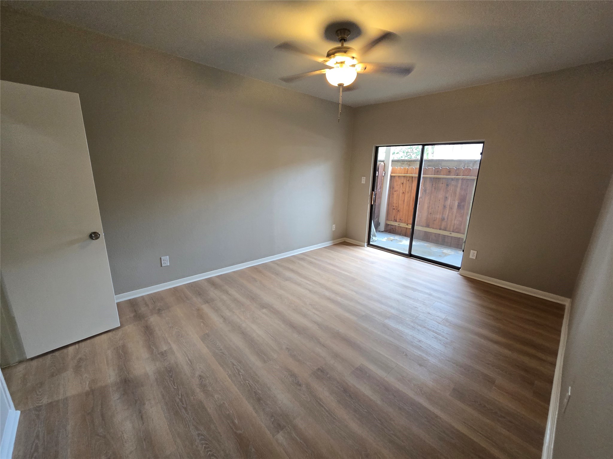 1818 Augusta Drive 15 Property Photo 24