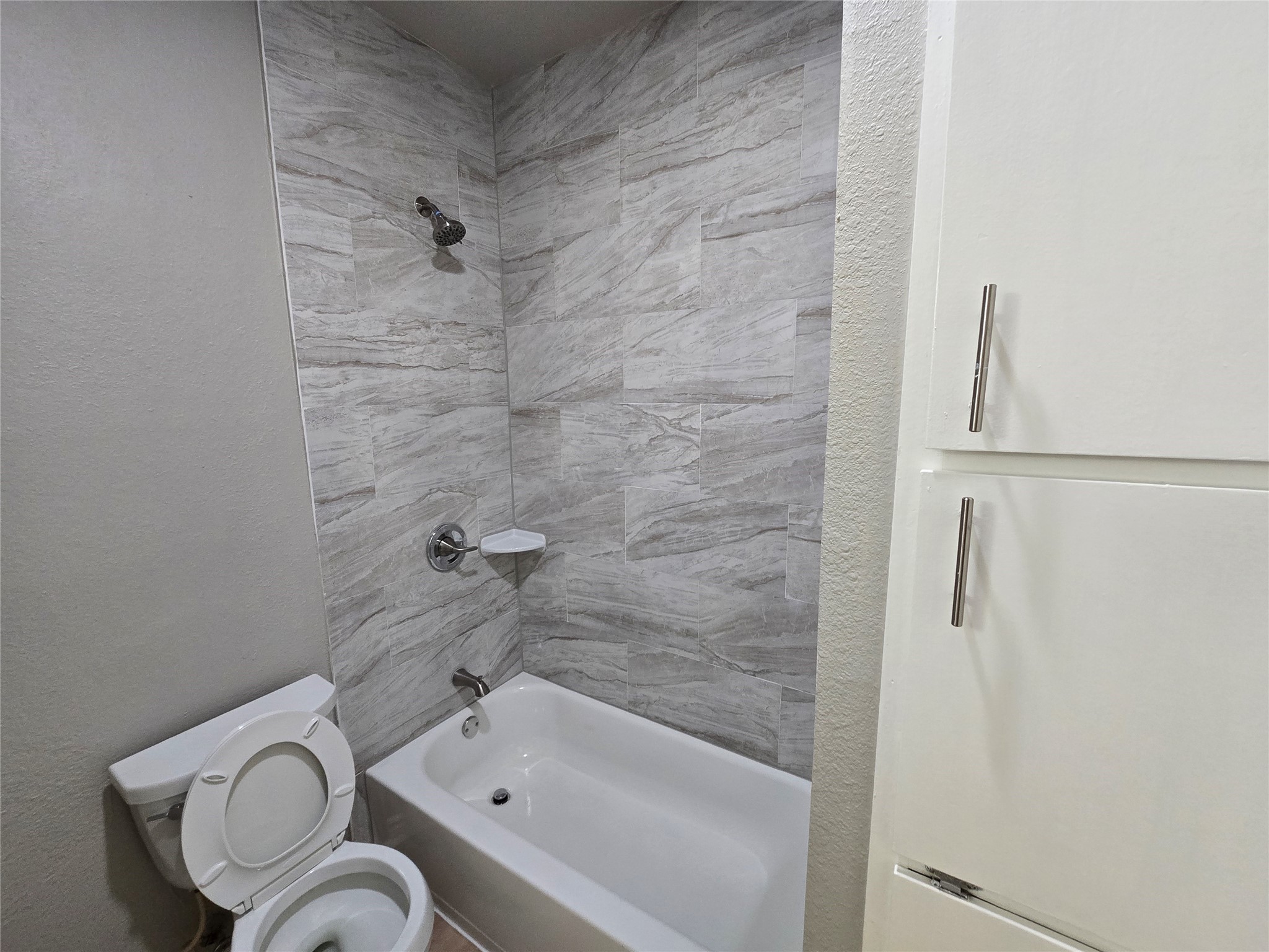 1818 Augusta Drive 15 Property Photo 29