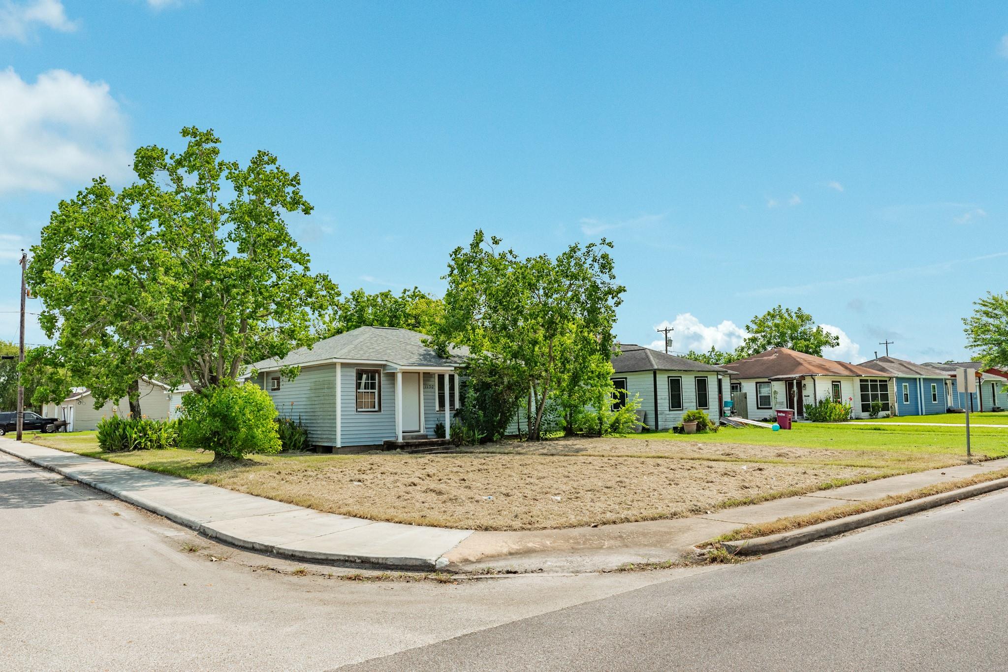 1130 W 8th Street, Freeport Tx 77541 Property Photo 1