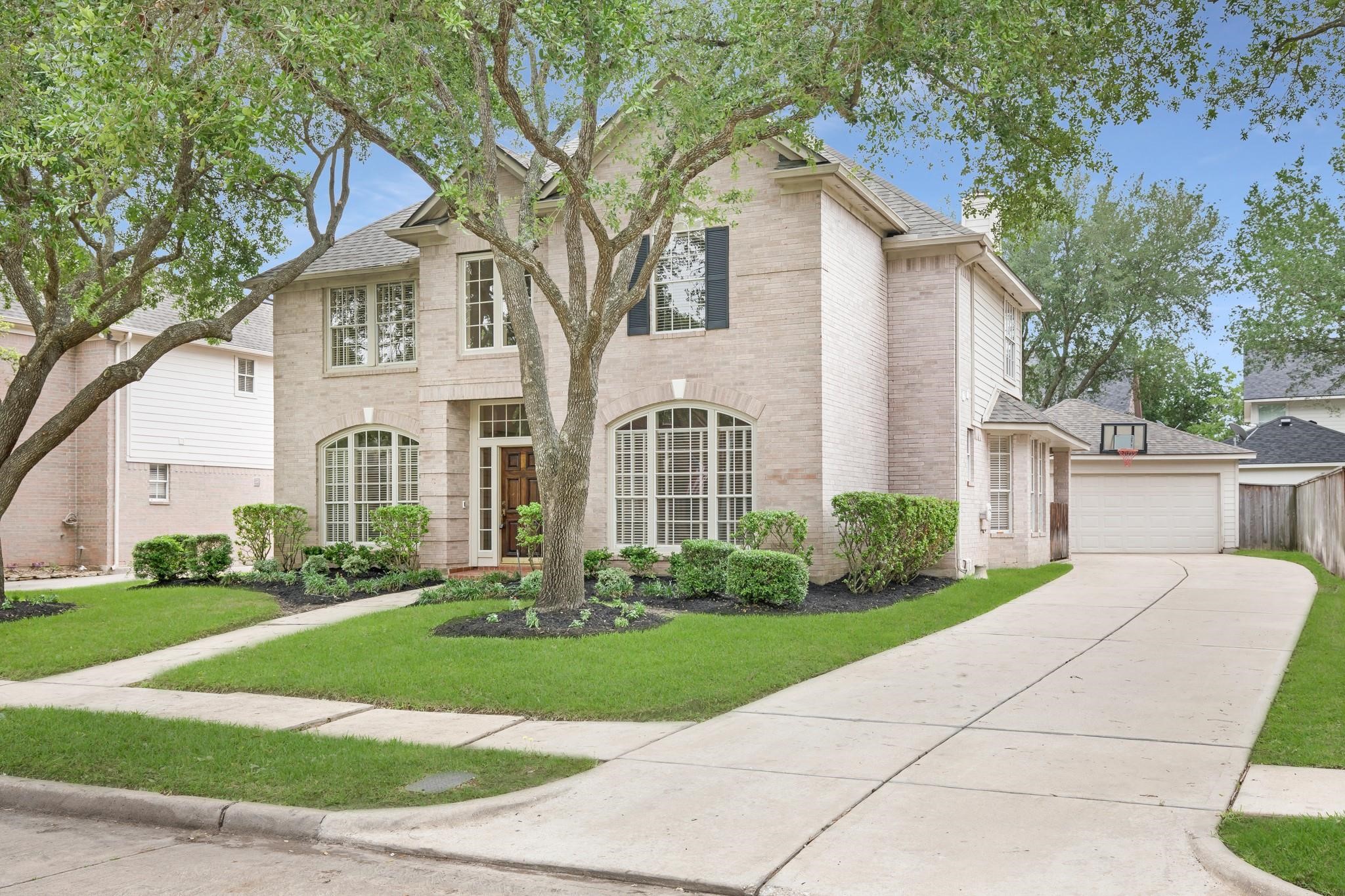 1130 Oak Glen Lane Property Photo 1