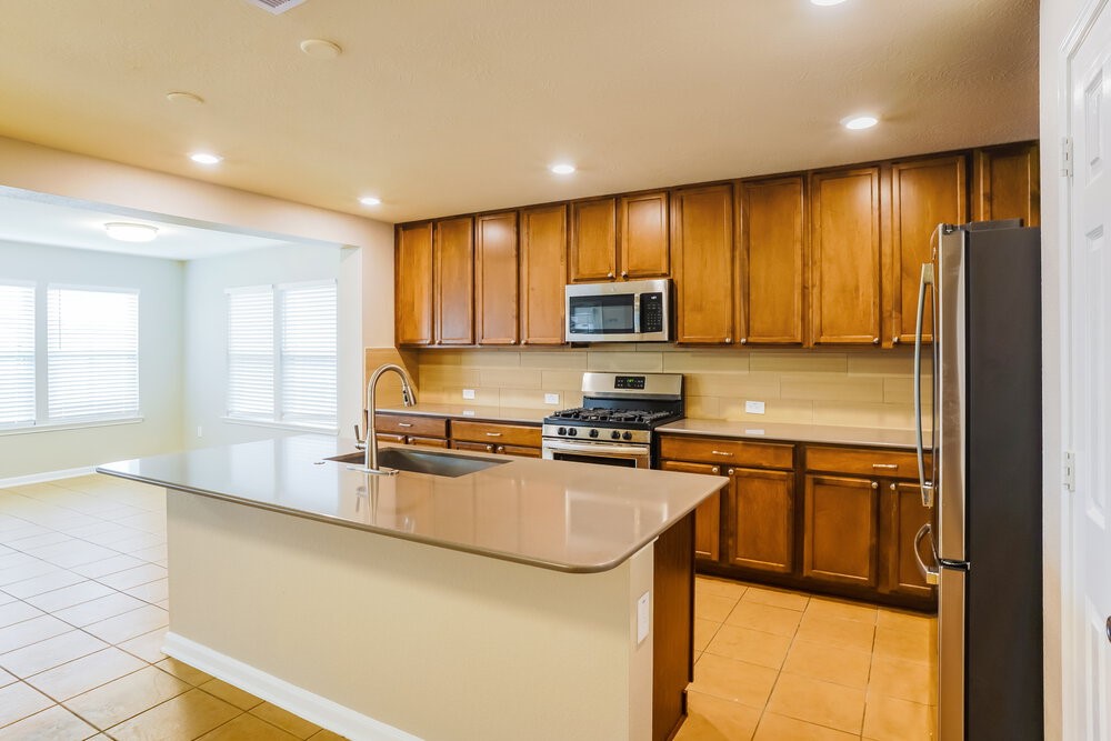 8011 Bunch Grass Lane Property Photo 7