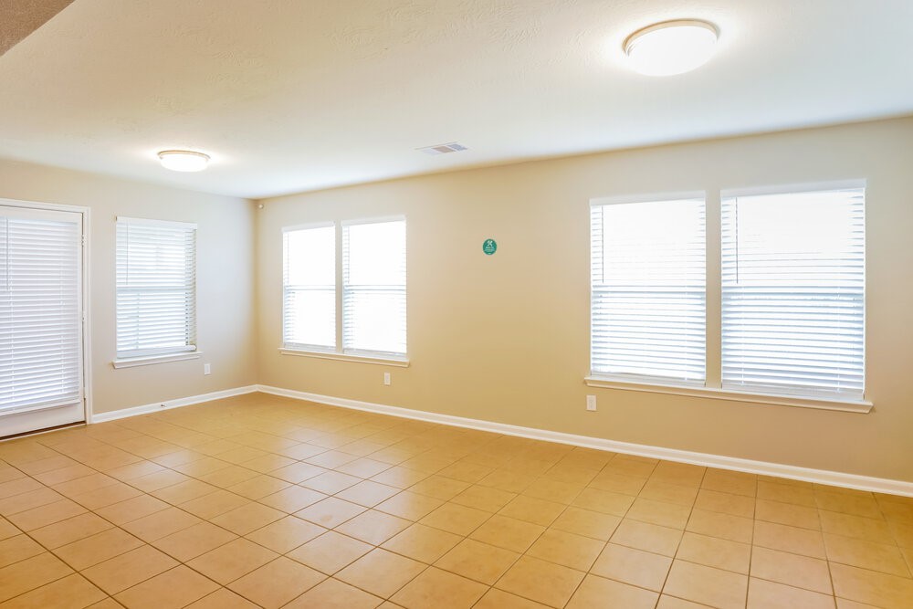 8011 Bunch Grass Lane Property Photo 9