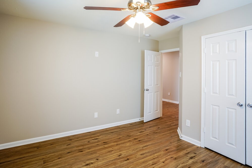 8011 Bunch Grass Lane Property Photo 13
