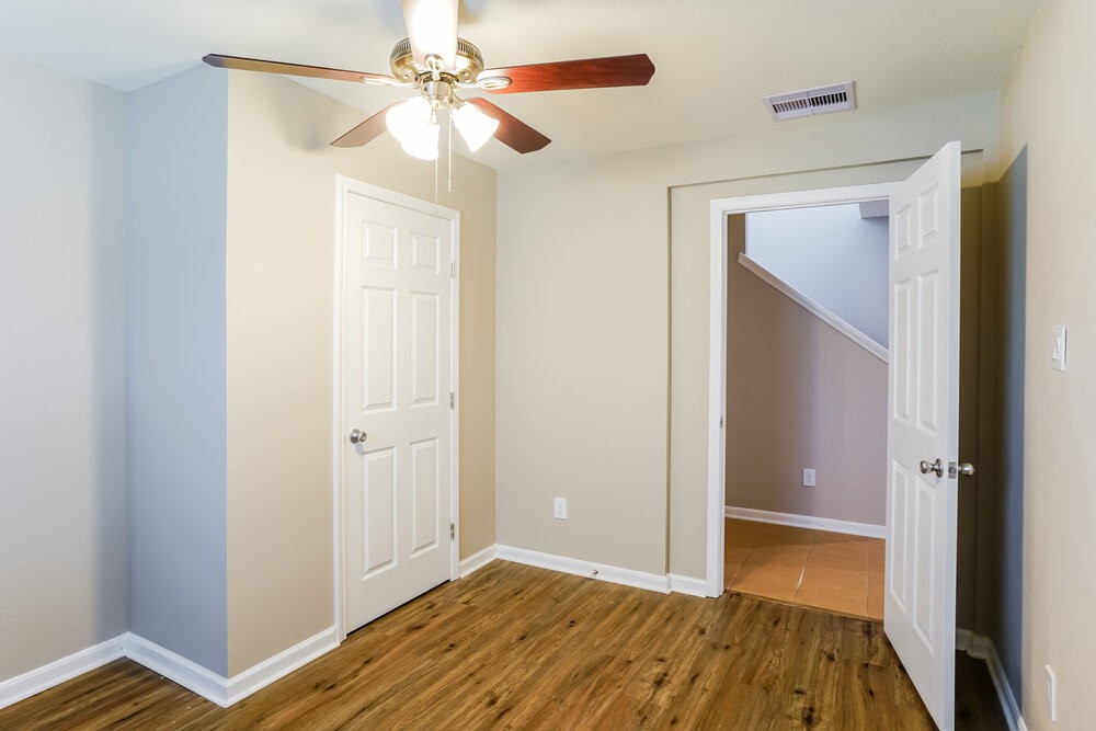 8011 Bunch Grass Lane Property Photo 15