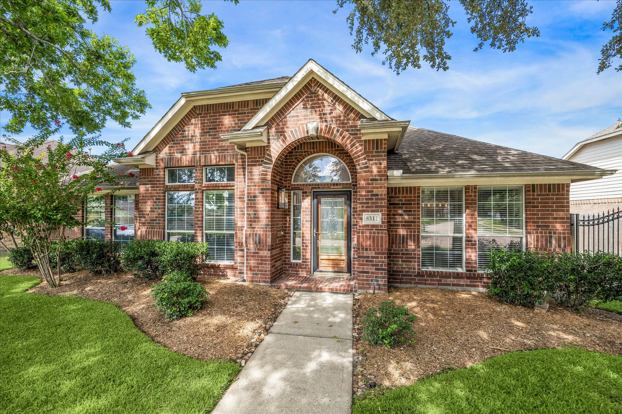 8311 Bending Branch Lane Property Photo 3