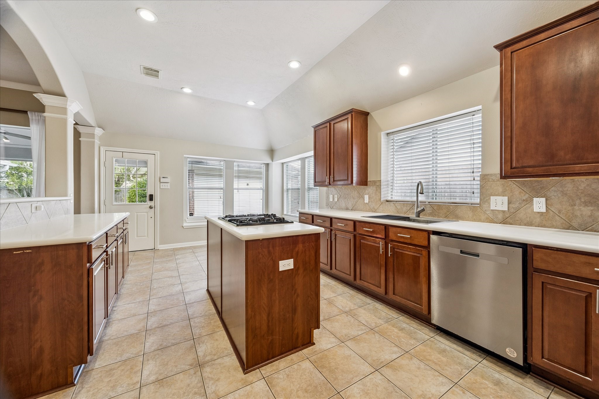 8311 Bending Branch Lane Property Photo 9