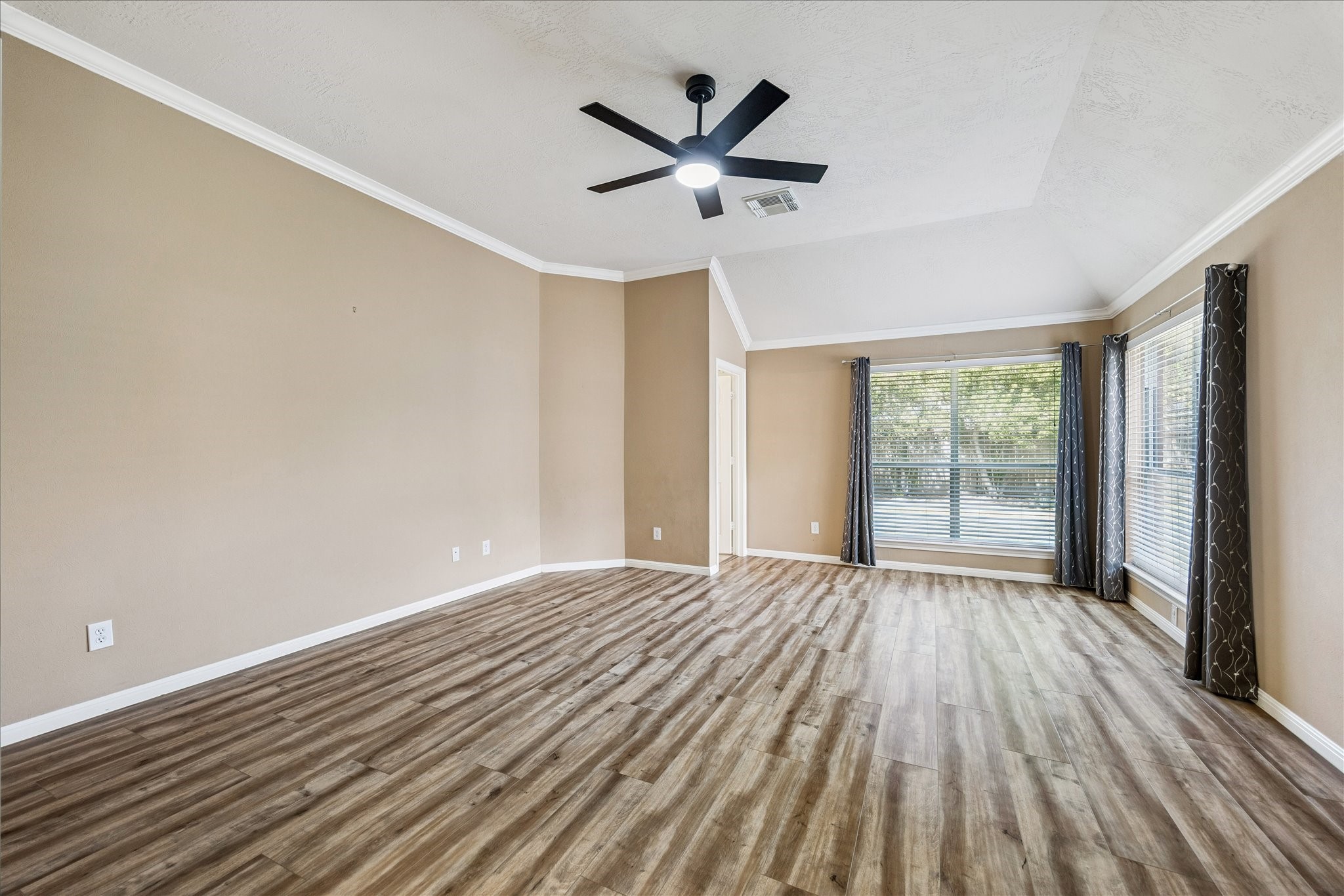 8311 Bending Branch Lane Property Photo 17