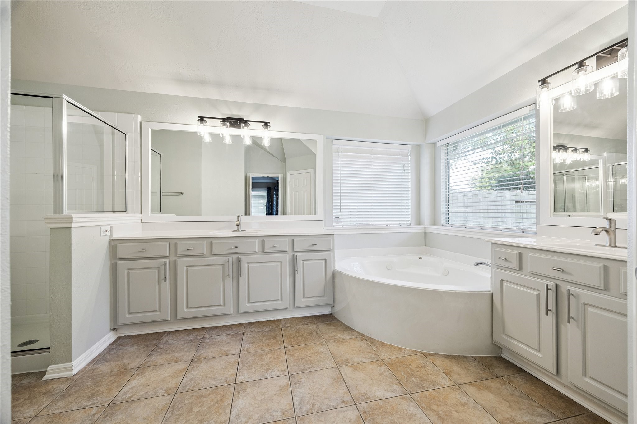 8311 Bending Branch Lane Property Photo 19