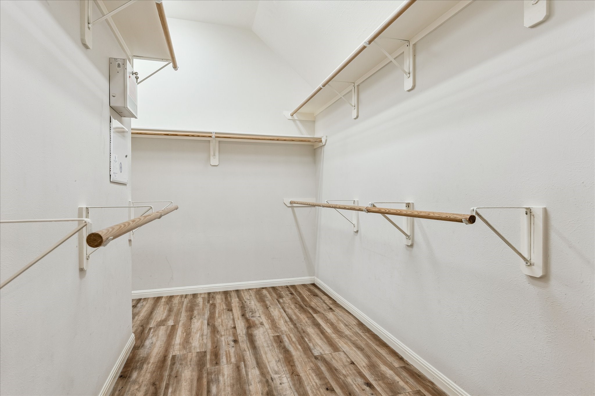 8311 Bending Branch Lane Property Photo 21