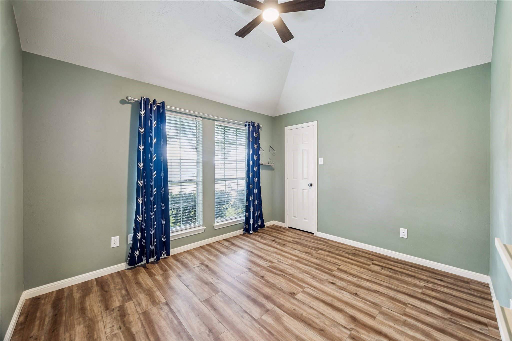 8311 Bending Branch Lane Property Photo 26