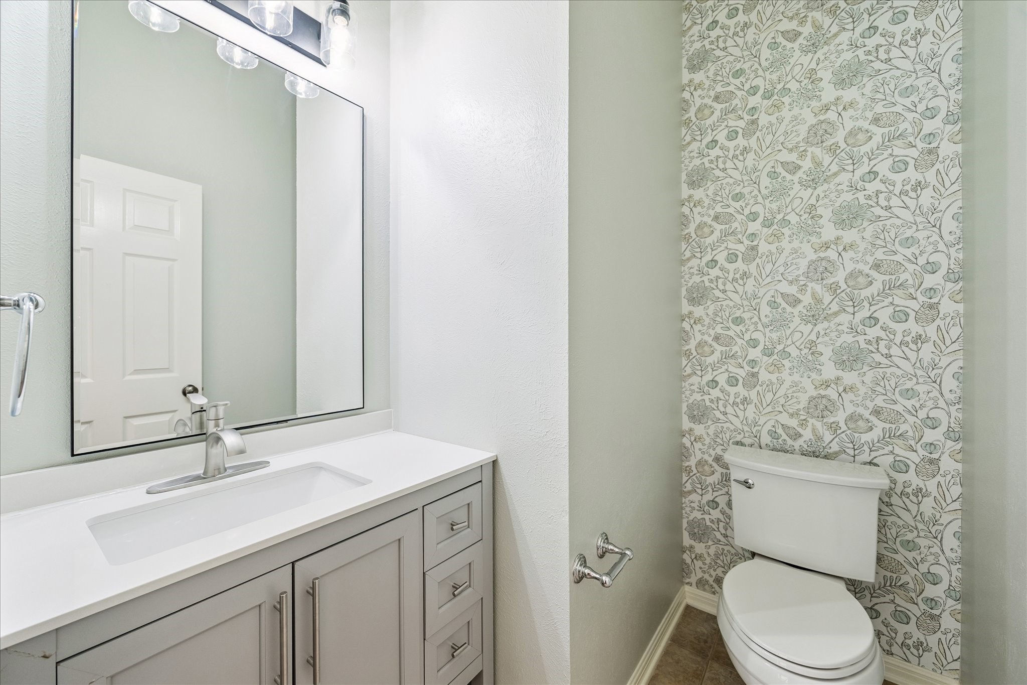 8311 Bending Branch Lane Property Photo 28