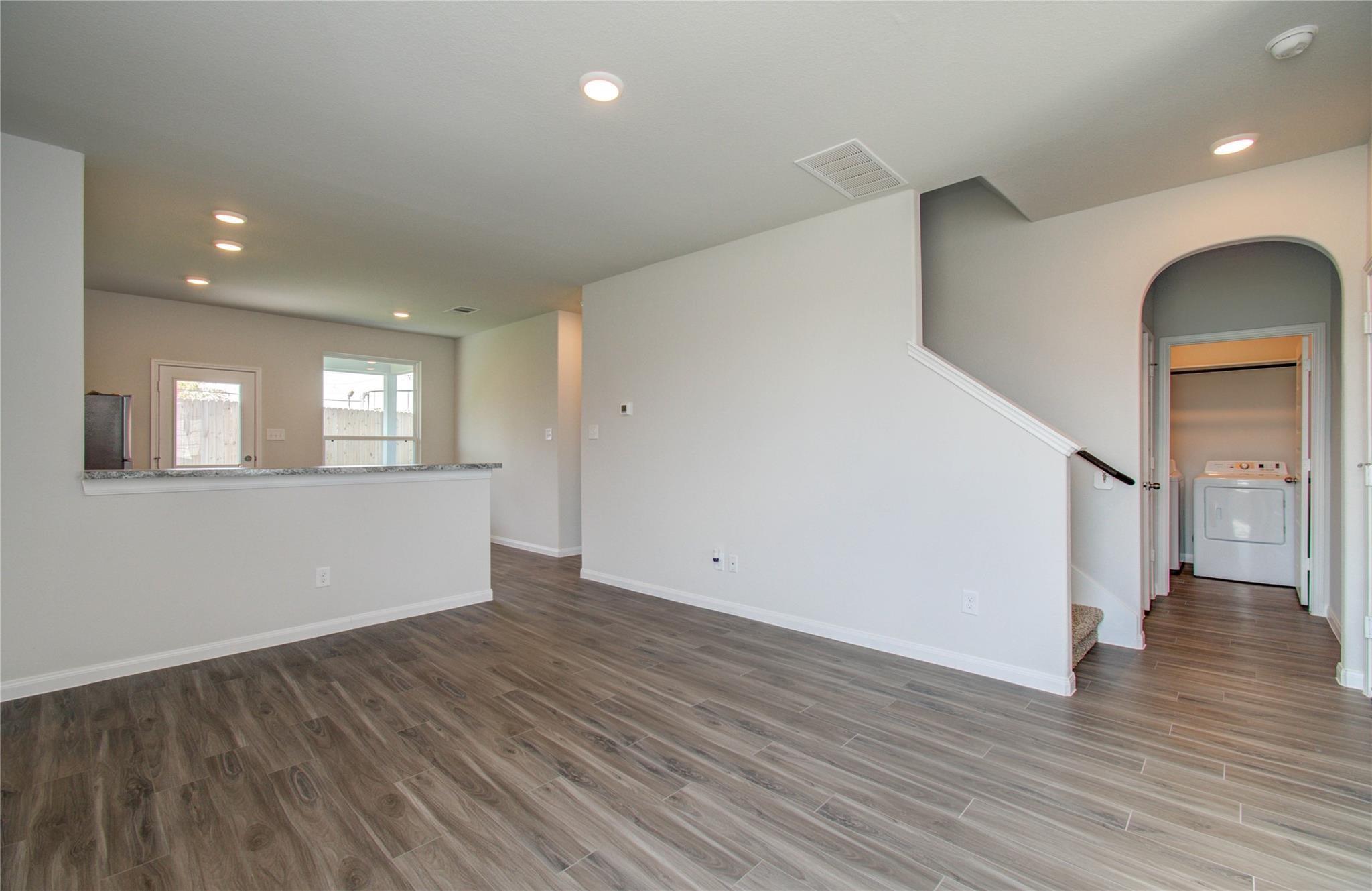 22223 Regal Heights Lane Property Photo 5