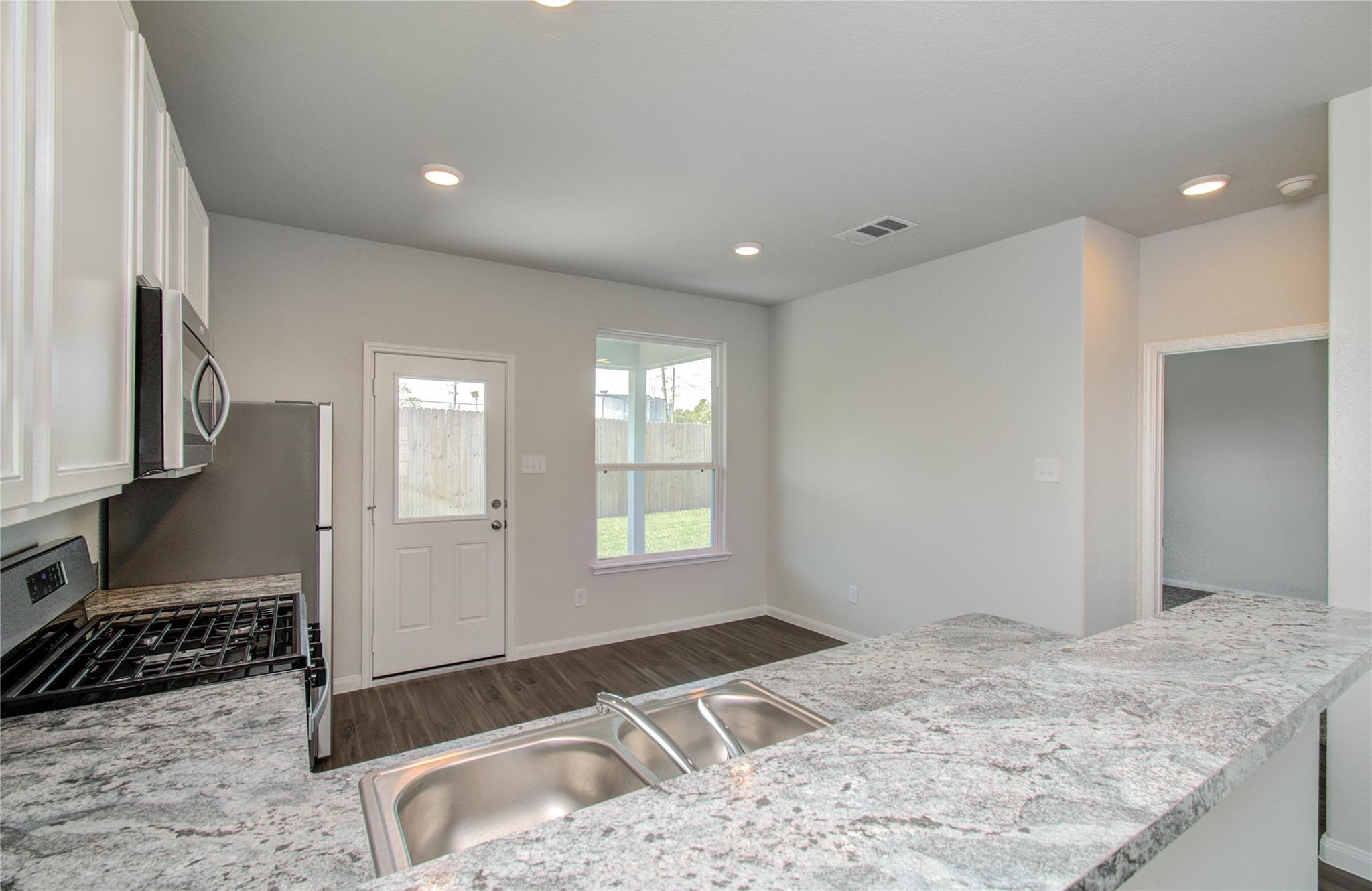 22223 Regal Heights Lane Property Photo 7