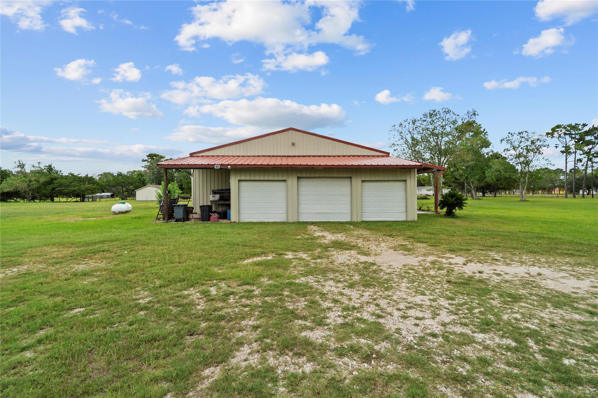 4886 Wickwillow Lane Property Photo 8