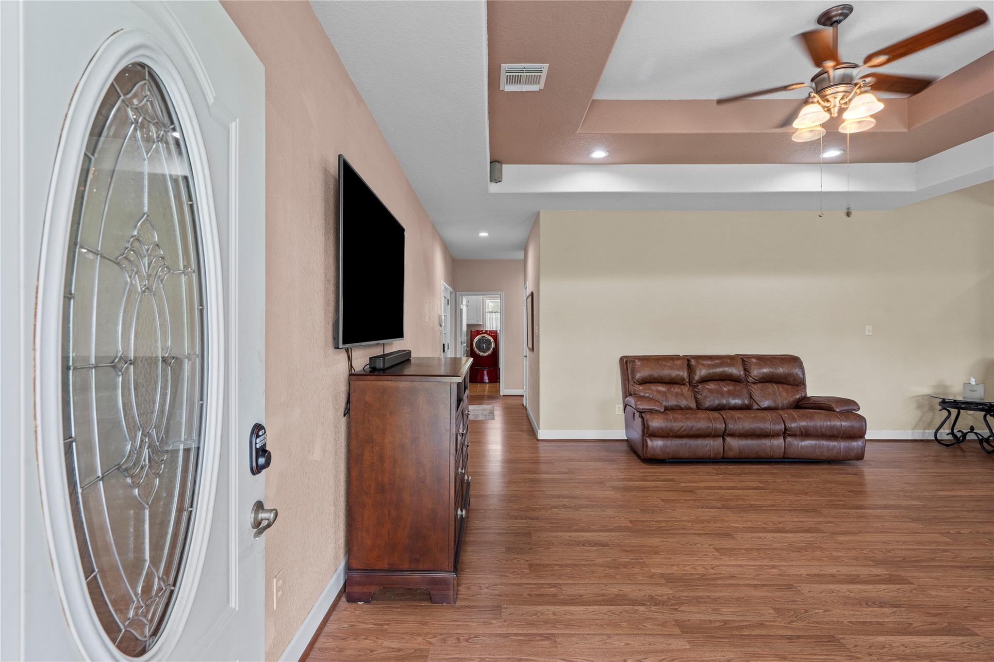 4886 Wickwillow Lane Property Photo 13