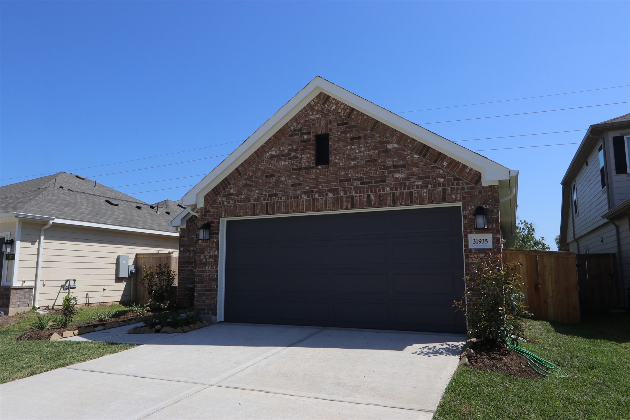 31935 Splendor Drive Property Photo 1