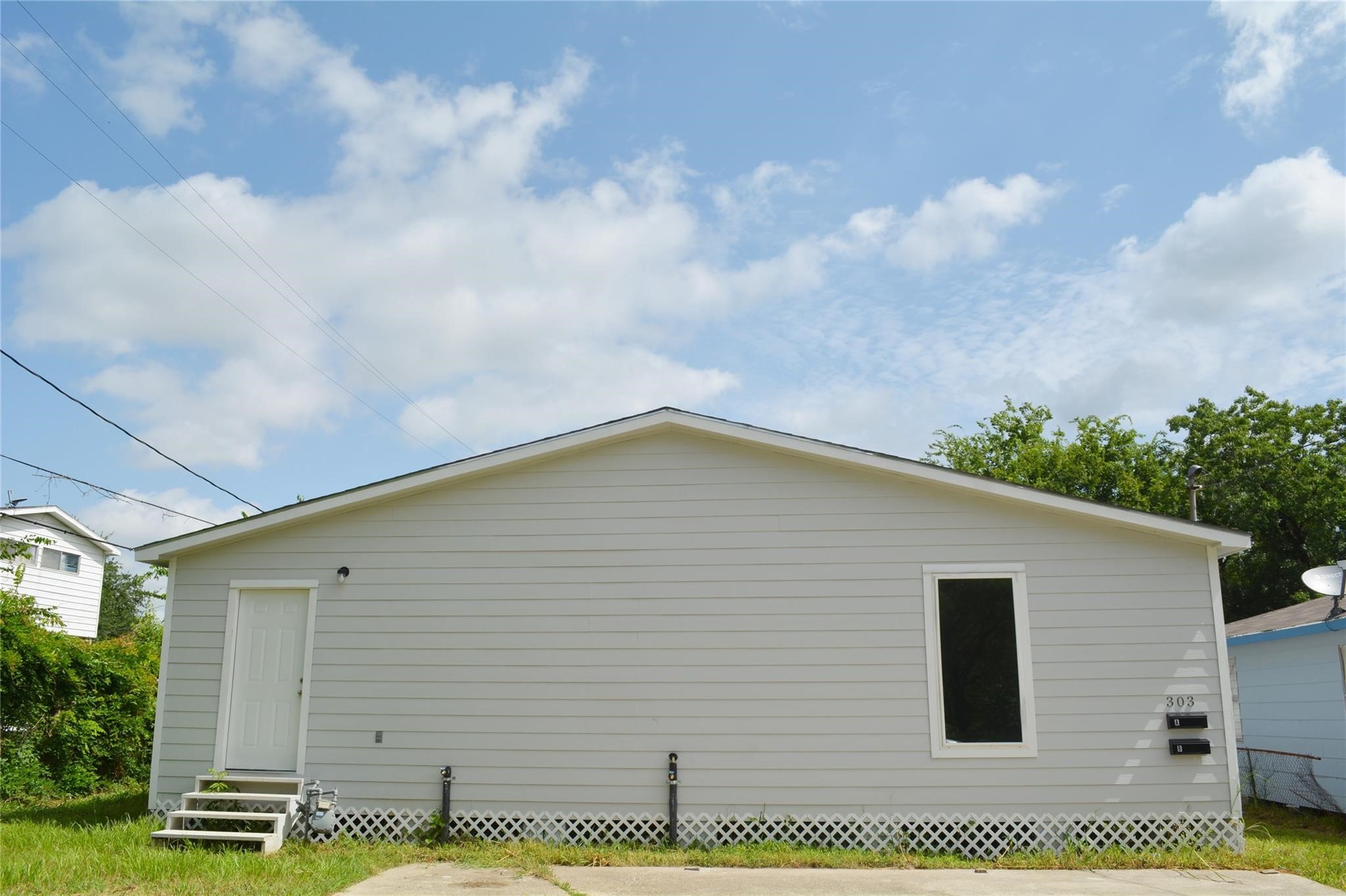 303 Gans Street A Property Photo 1