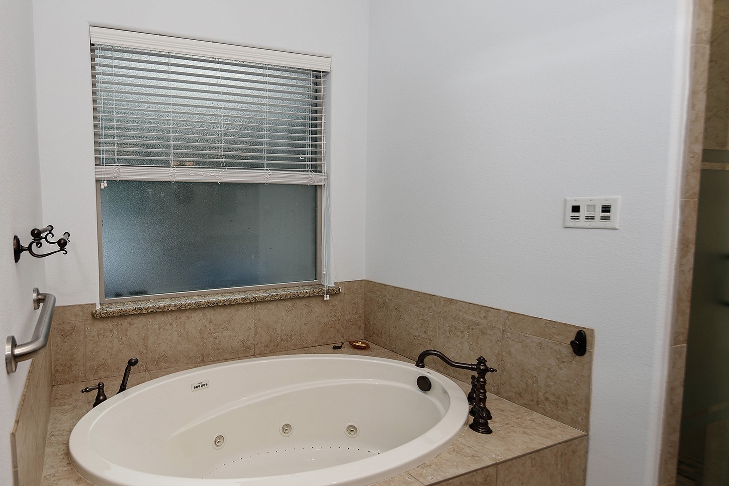 21136 Hereford Way Property Photo 19