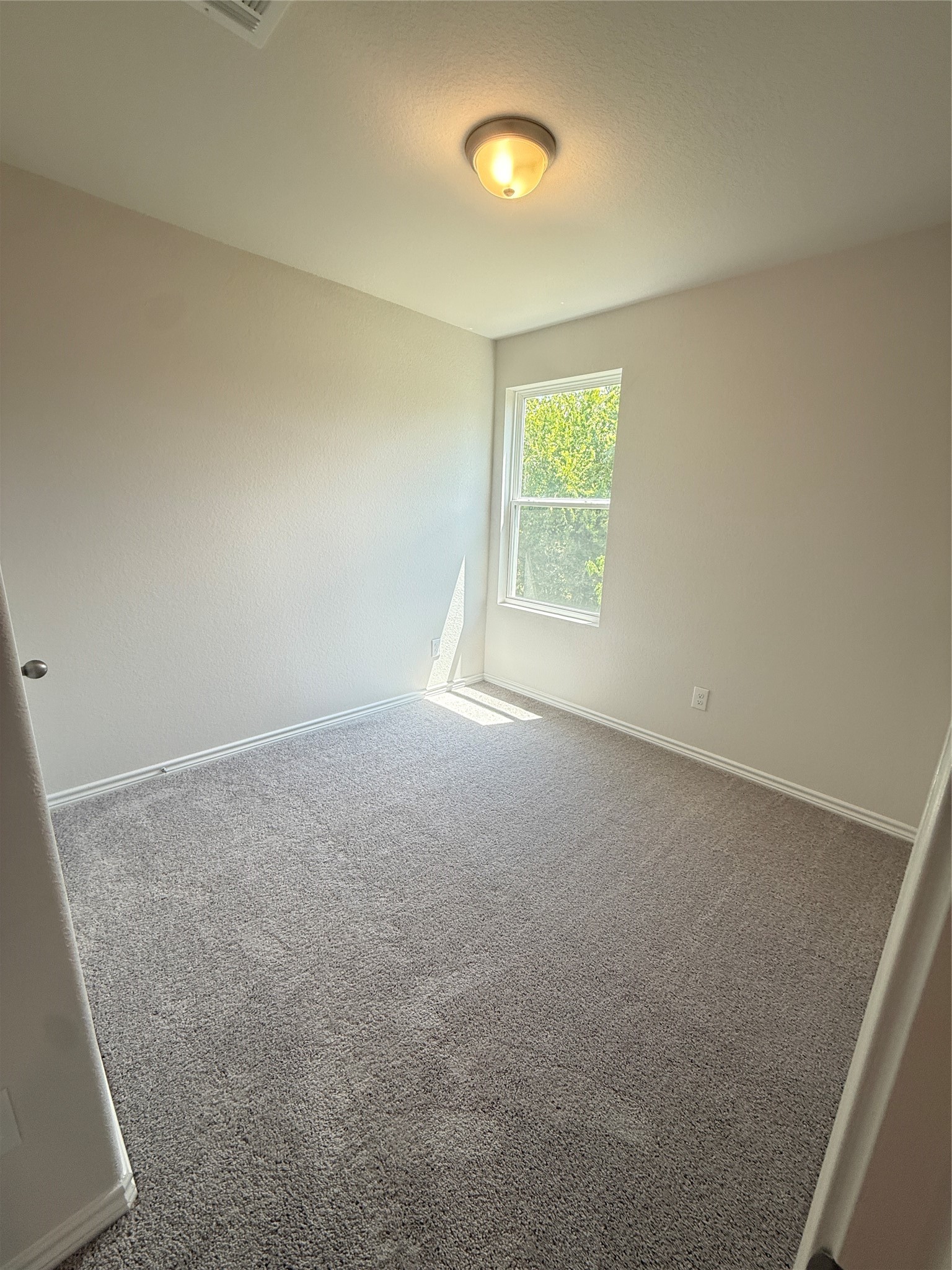 310 N Orange Street Property Photo 23