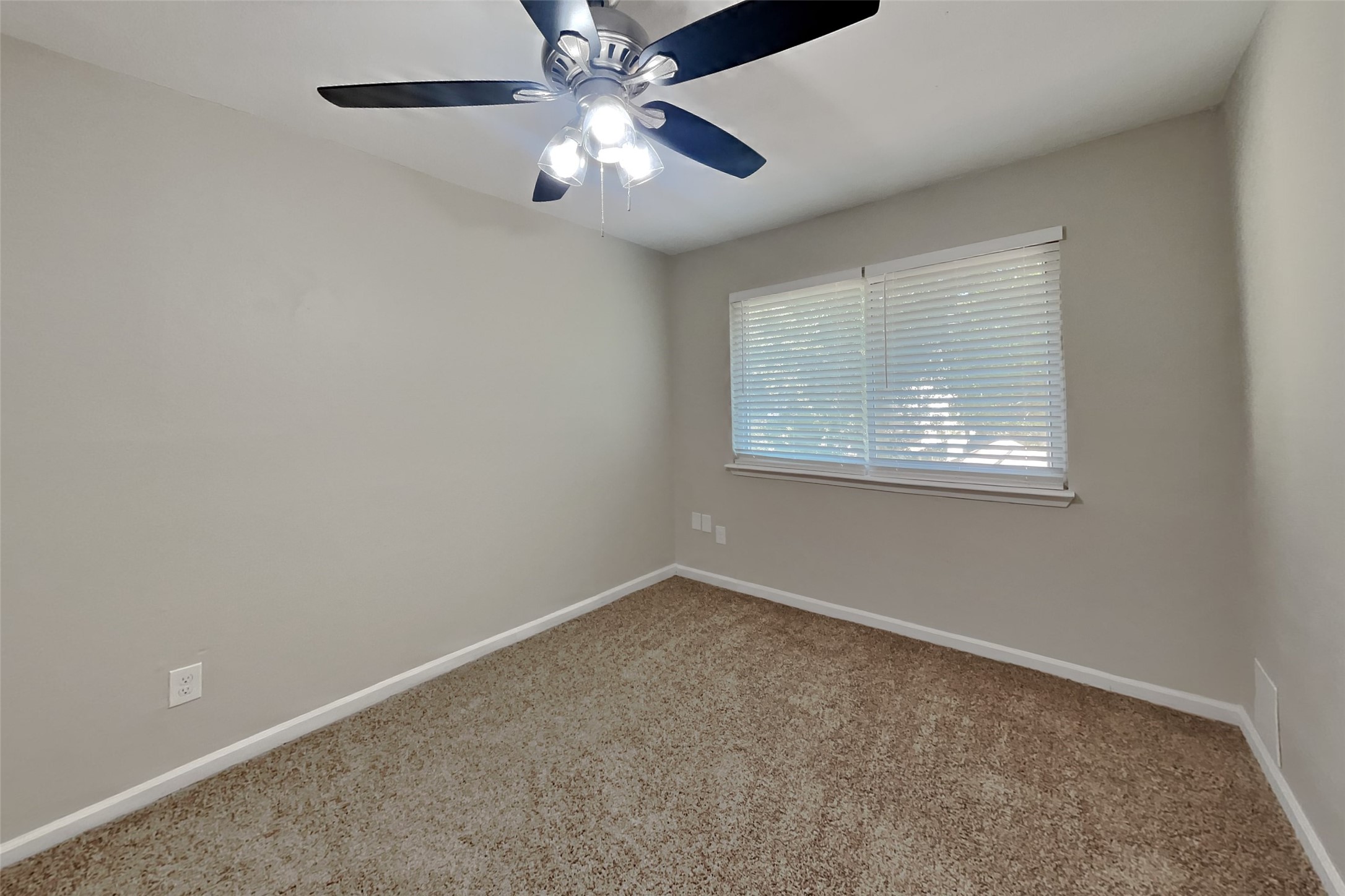 4306 Stallion Brook Lane Property Photo 12