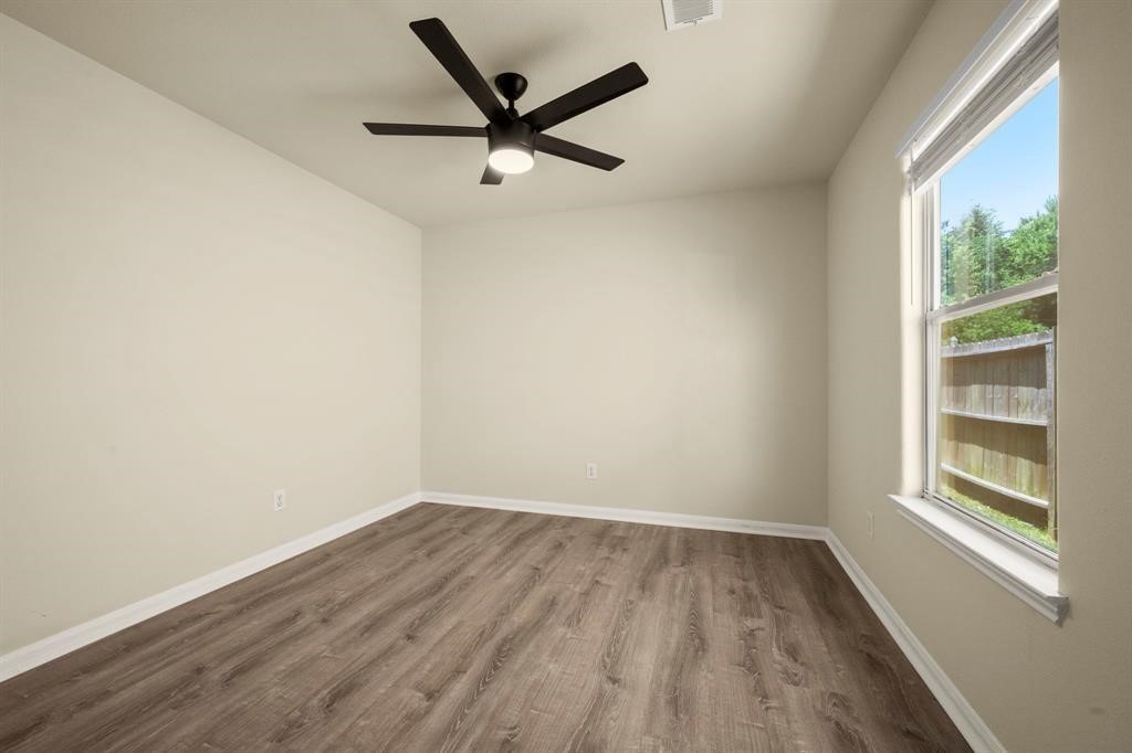 4527 Nueces River Loop Property Photo 18