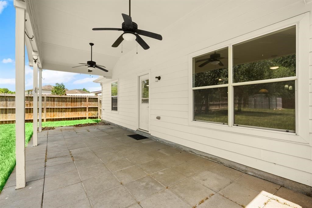 4527 Nueces River Loop Property Photo 21