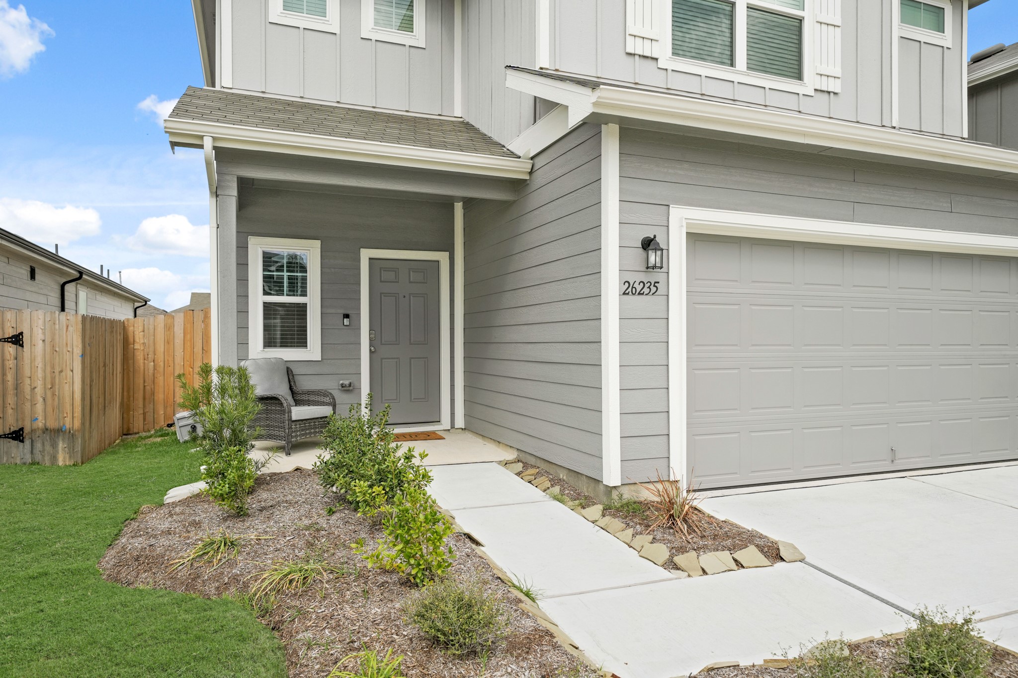 26235 Arrowleaf Drive Property Photo 3