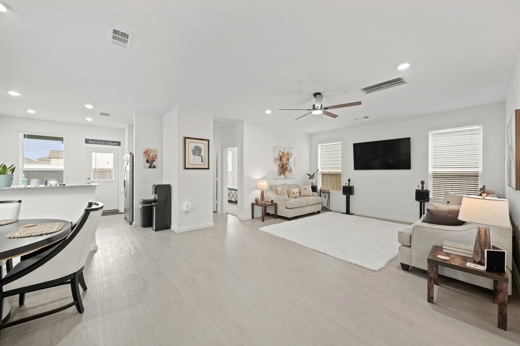 26235 Arrowleaf Drive Property Photo 6
