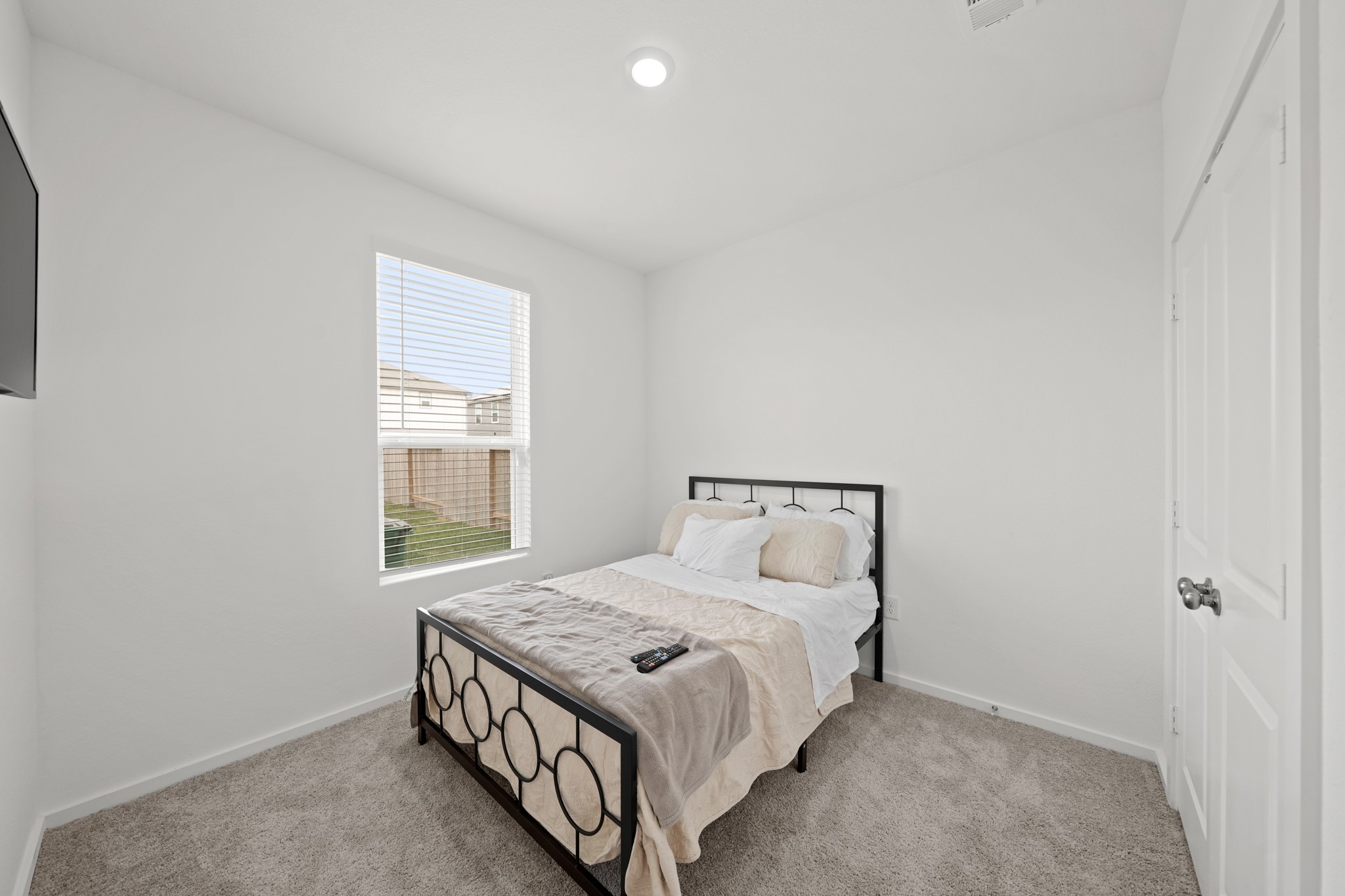26235 Arrowleaf Drive Property Photo 16