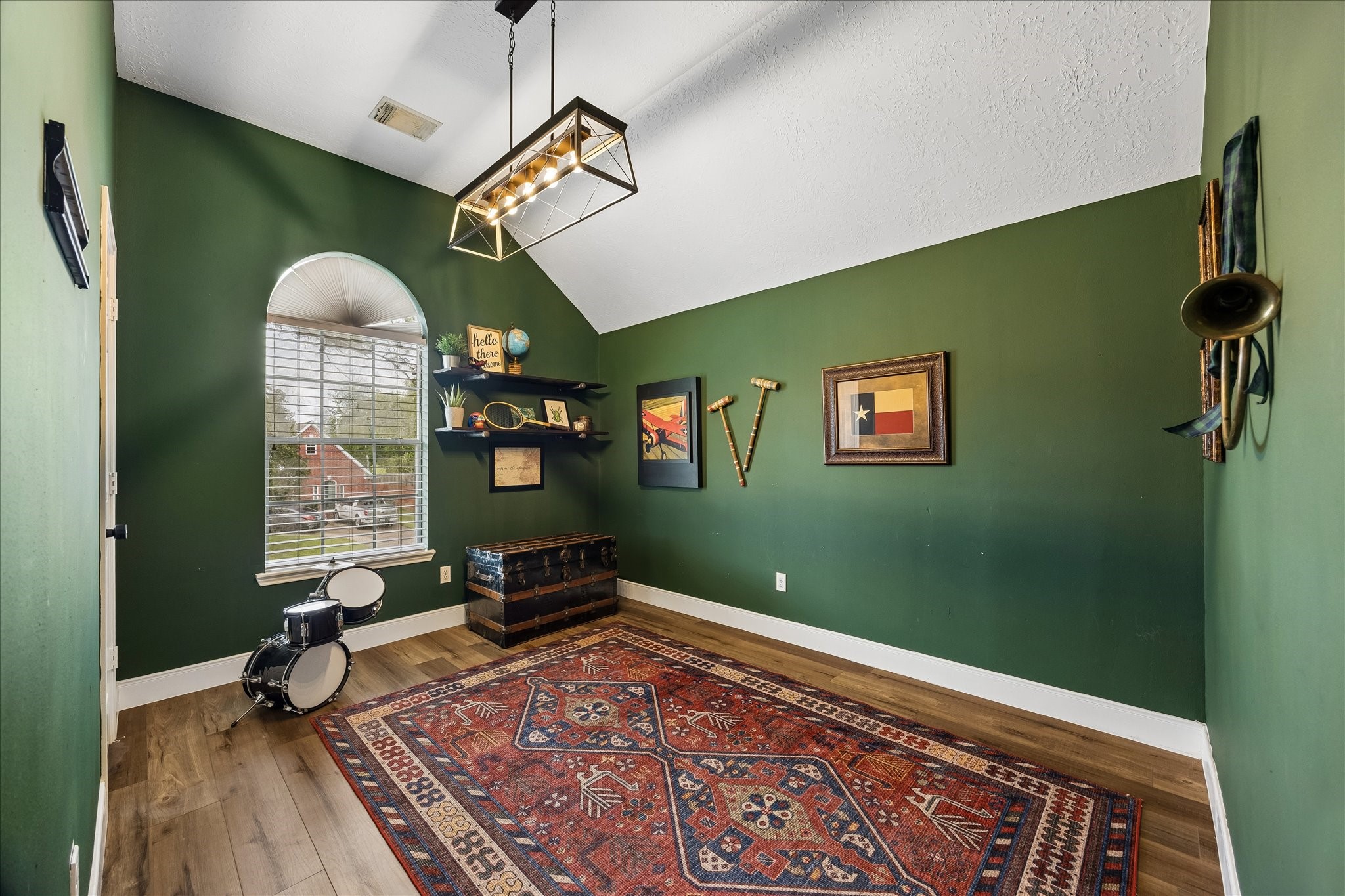 3607 Pine Chase Drive Property Photo 13